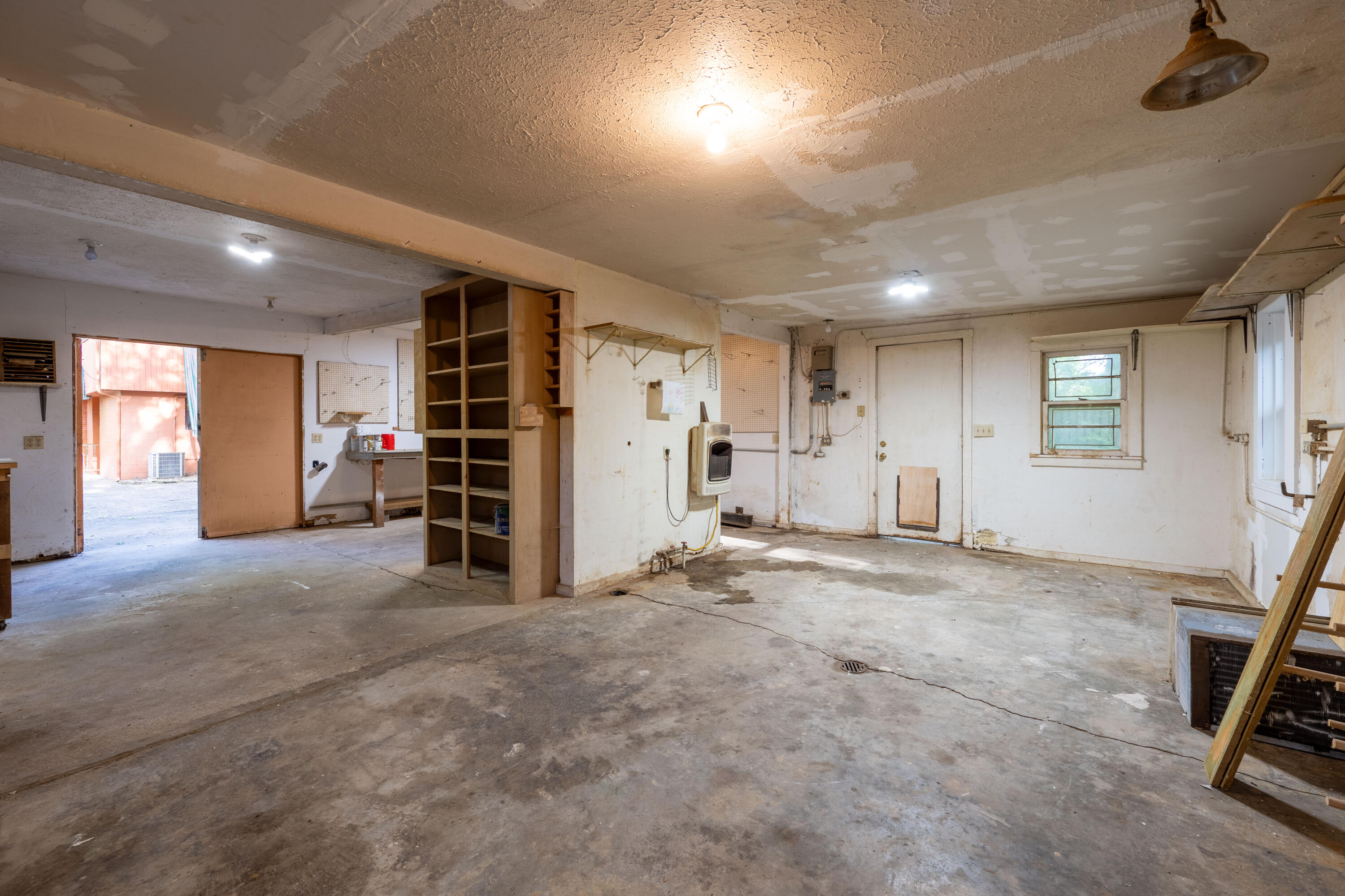 1857 South Holland Avenue Property Photo 56