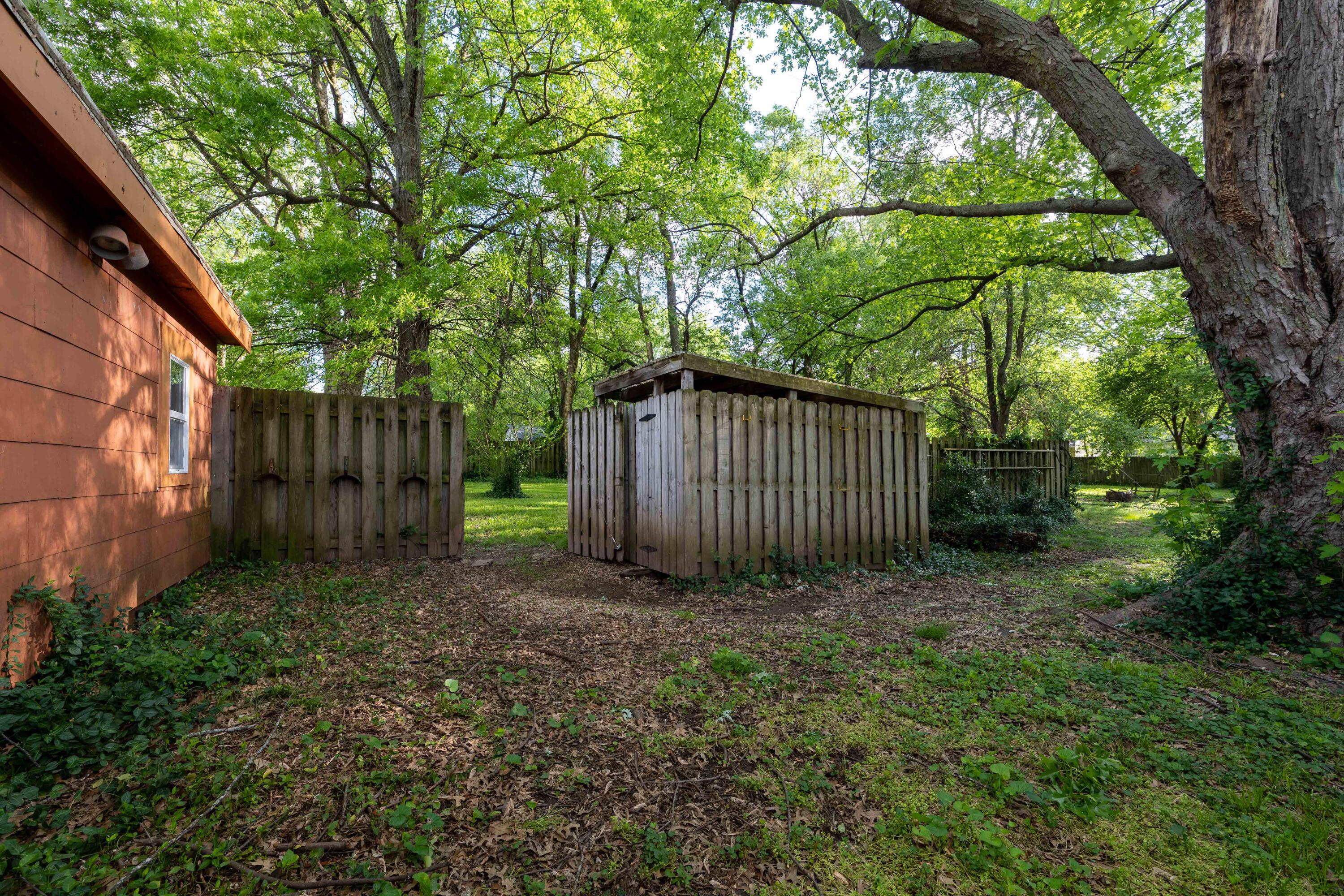 1857 South Holland Avenue Property Photo 72