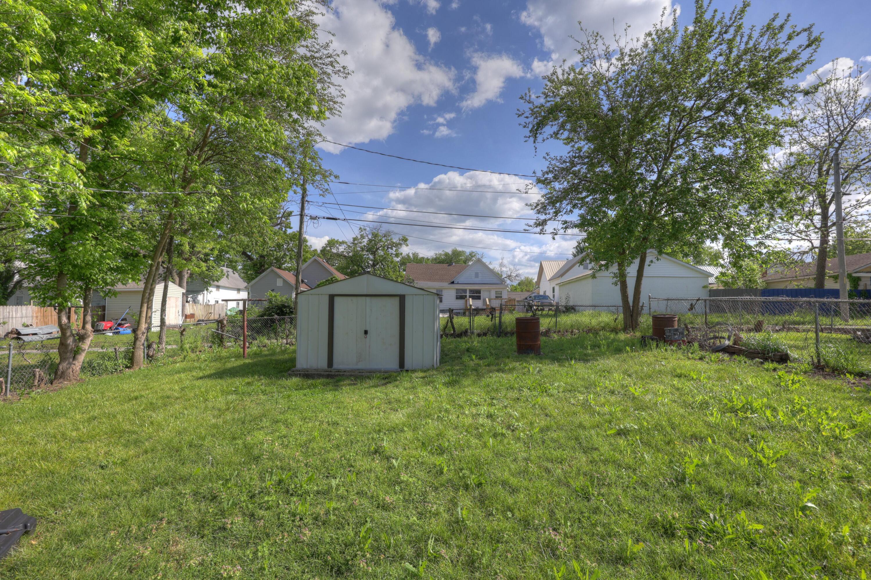 1014 Sycamore Property Photo 22