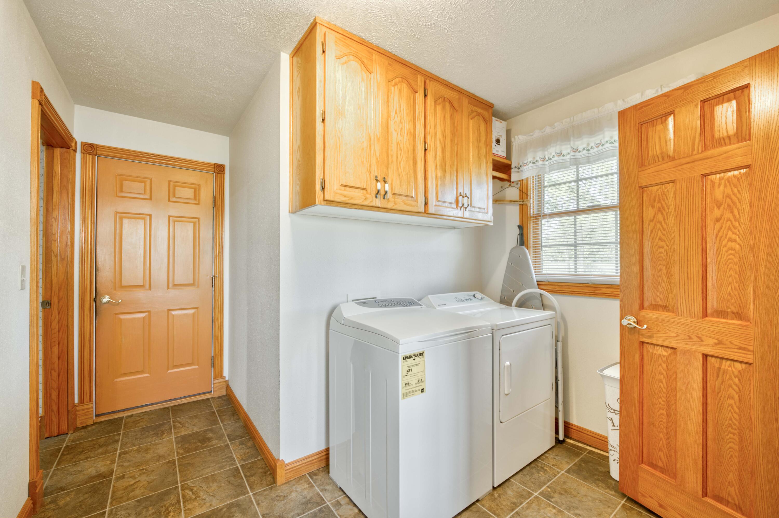9169 West Farm Road 60 Property Photo 20