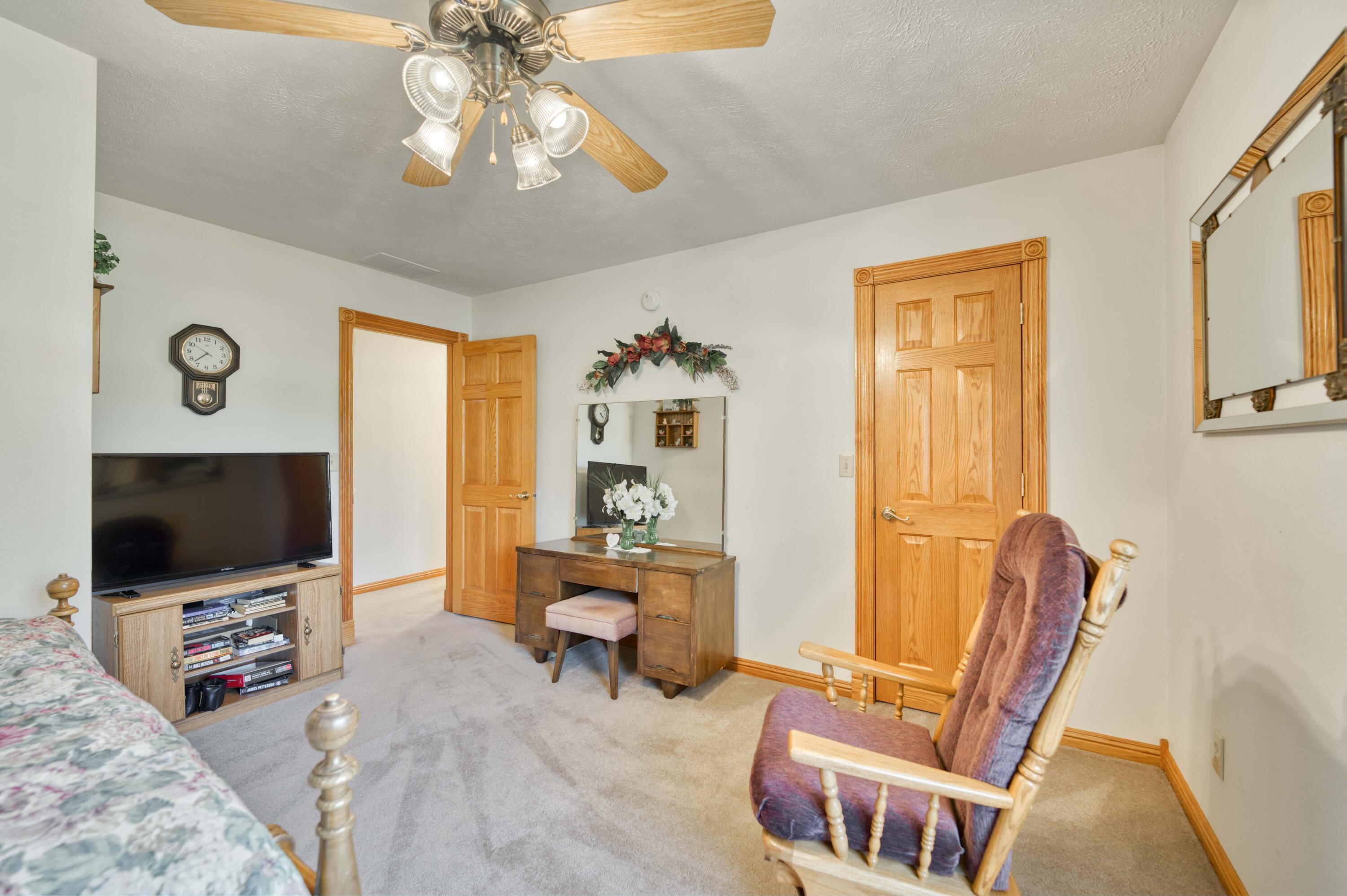 9169 West Farm Road 60 Property Photo 26