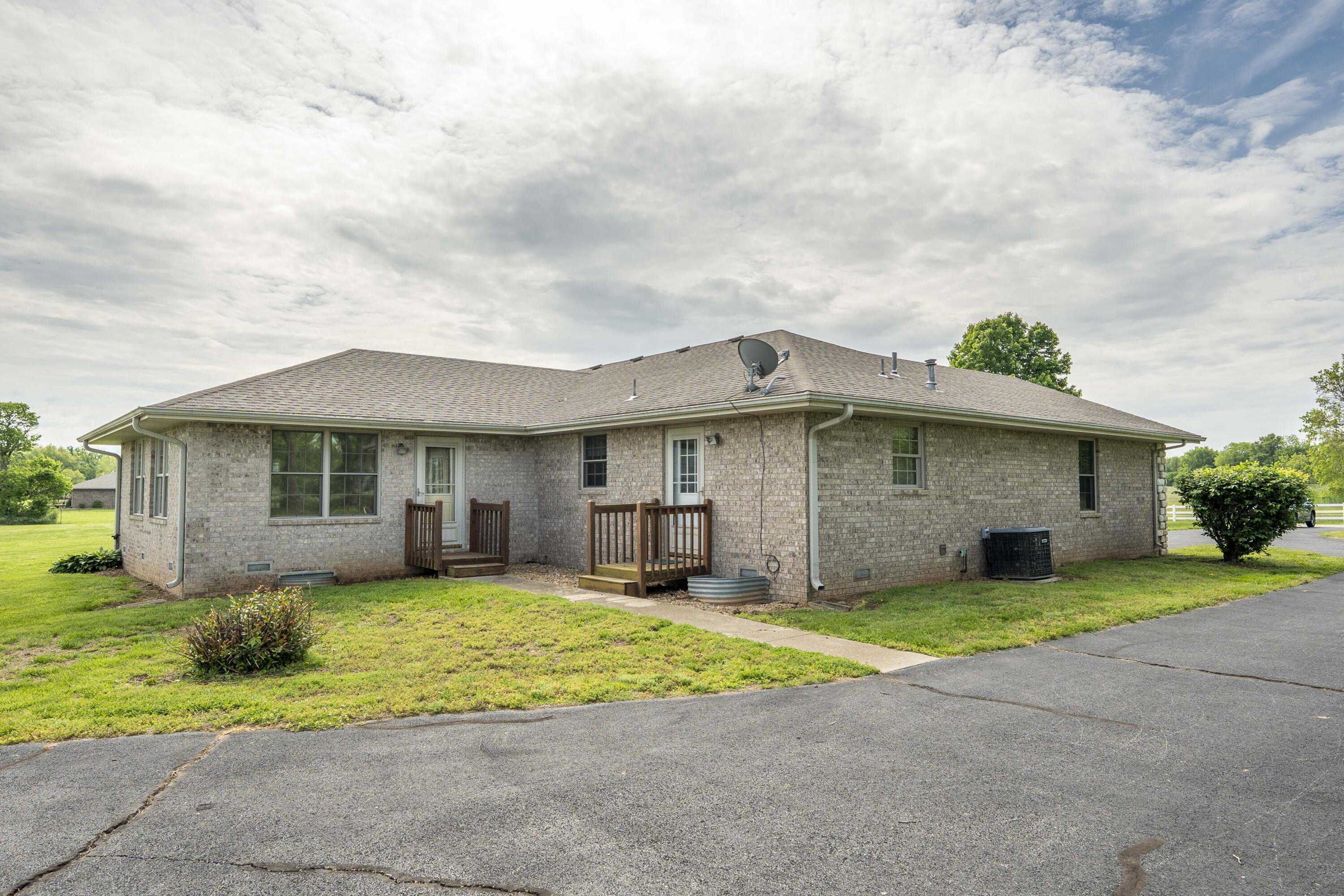 9169 West Farm Road 60 Property Photo 39