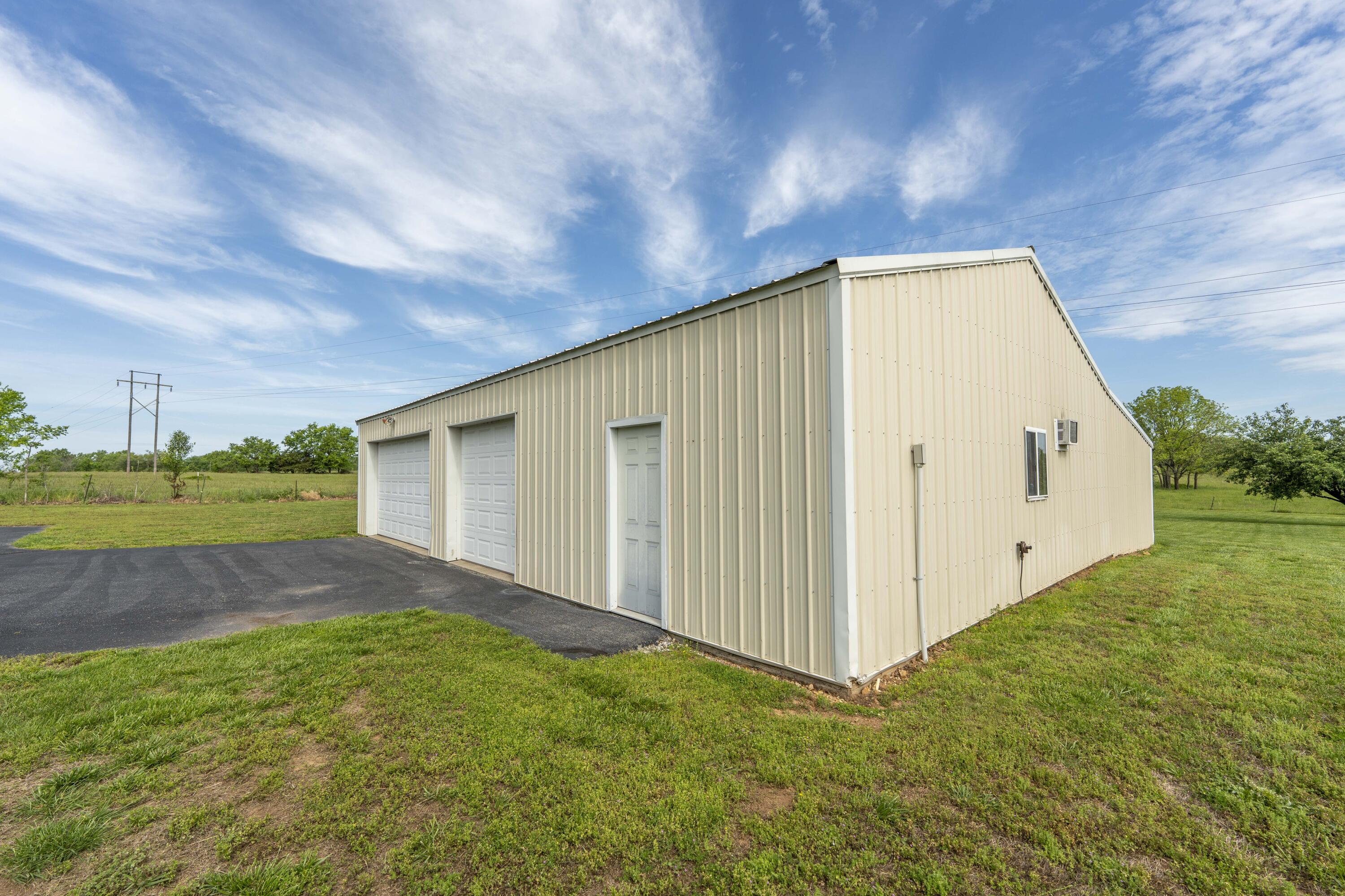 9169 West Farm Road 60 Property Photo 44