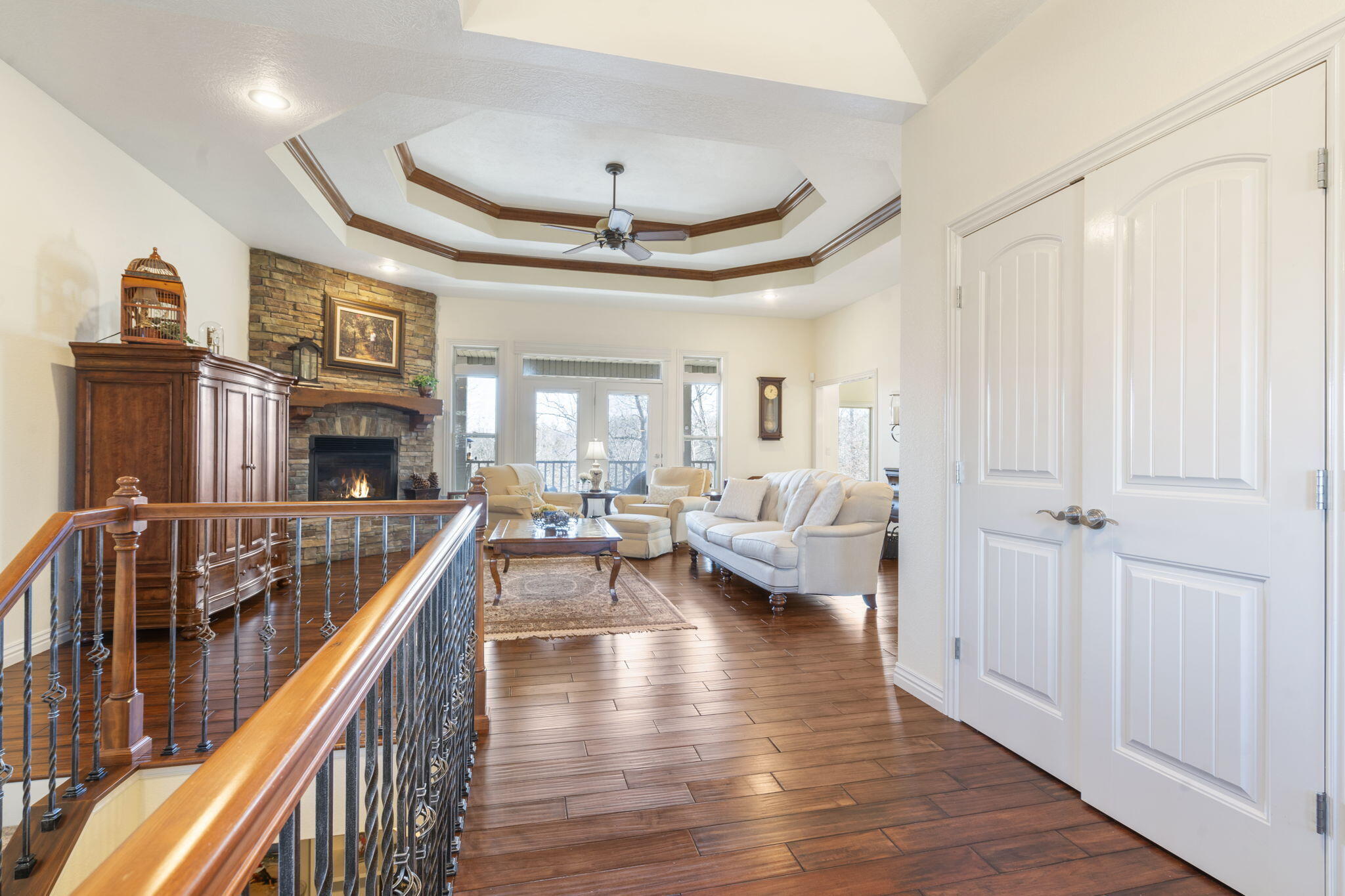 122 Arabian Way Property Photo 6