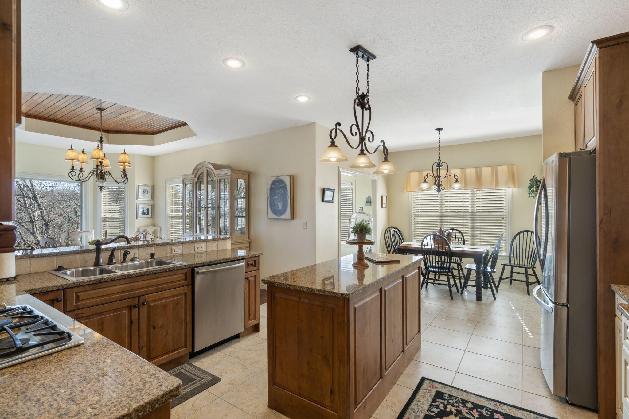 122 Arabian Way Property Photo 16