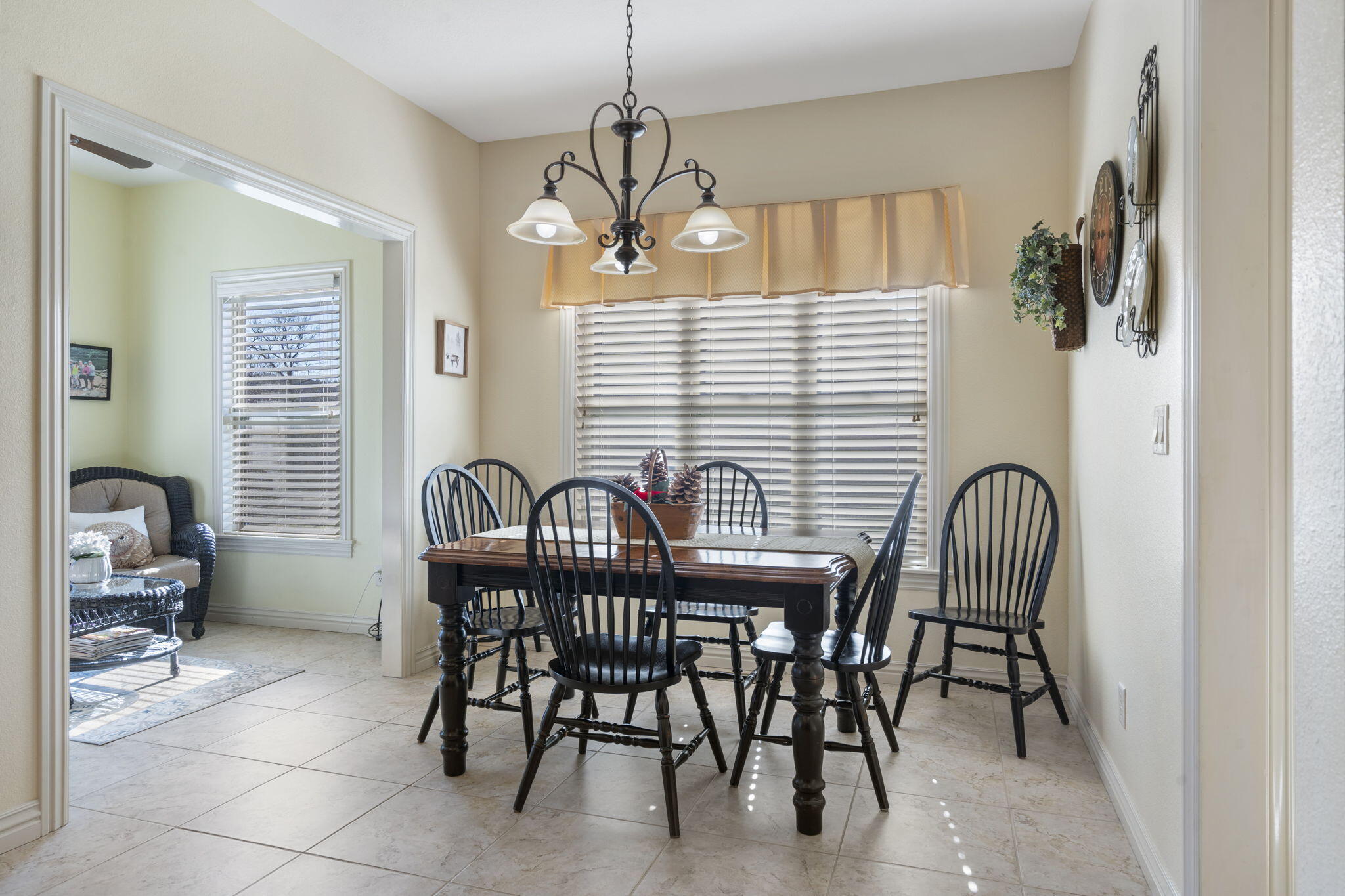 122 Arabian Way Property Photo 18