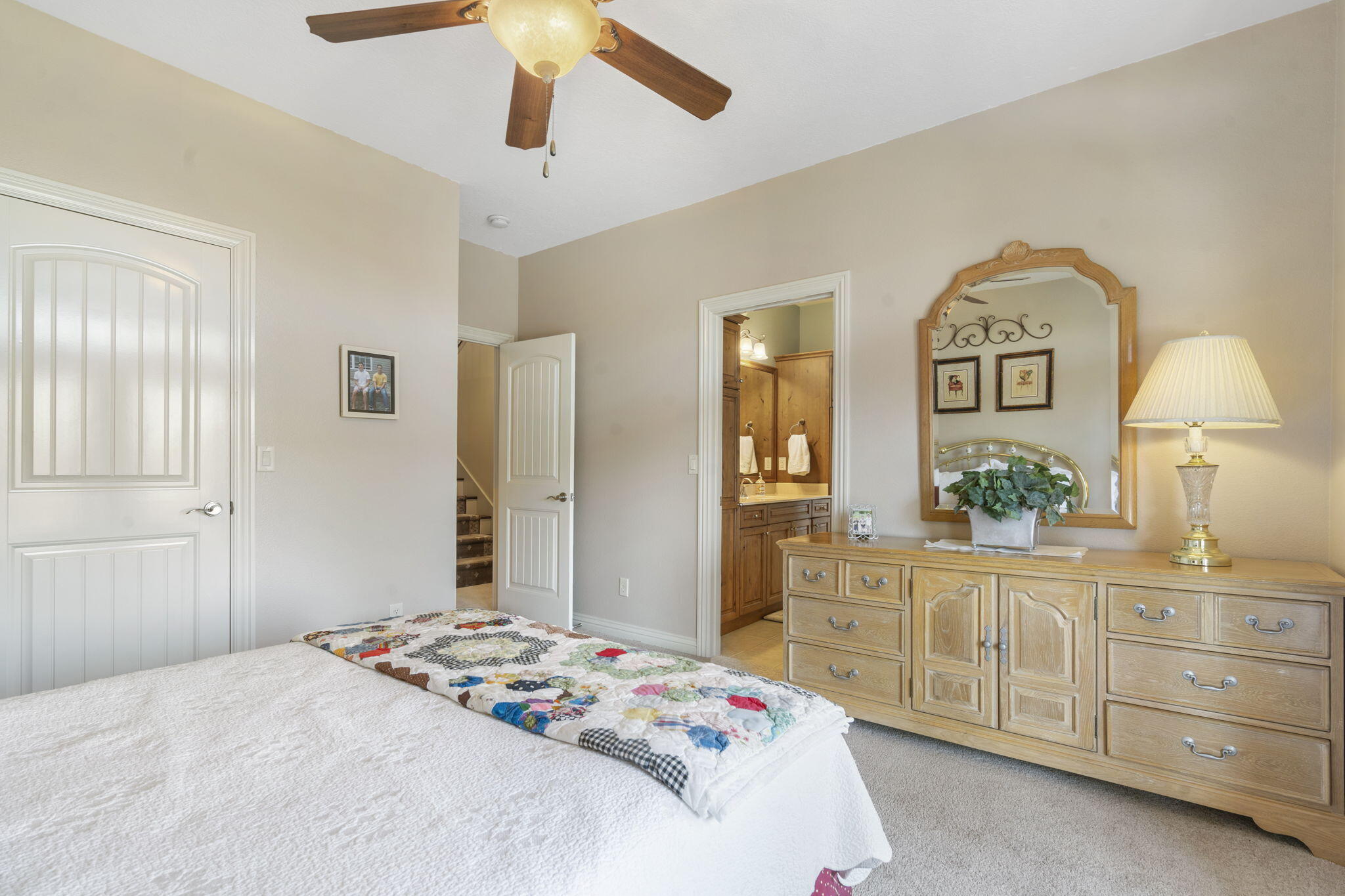 122 Arabian Way Property Photo 33