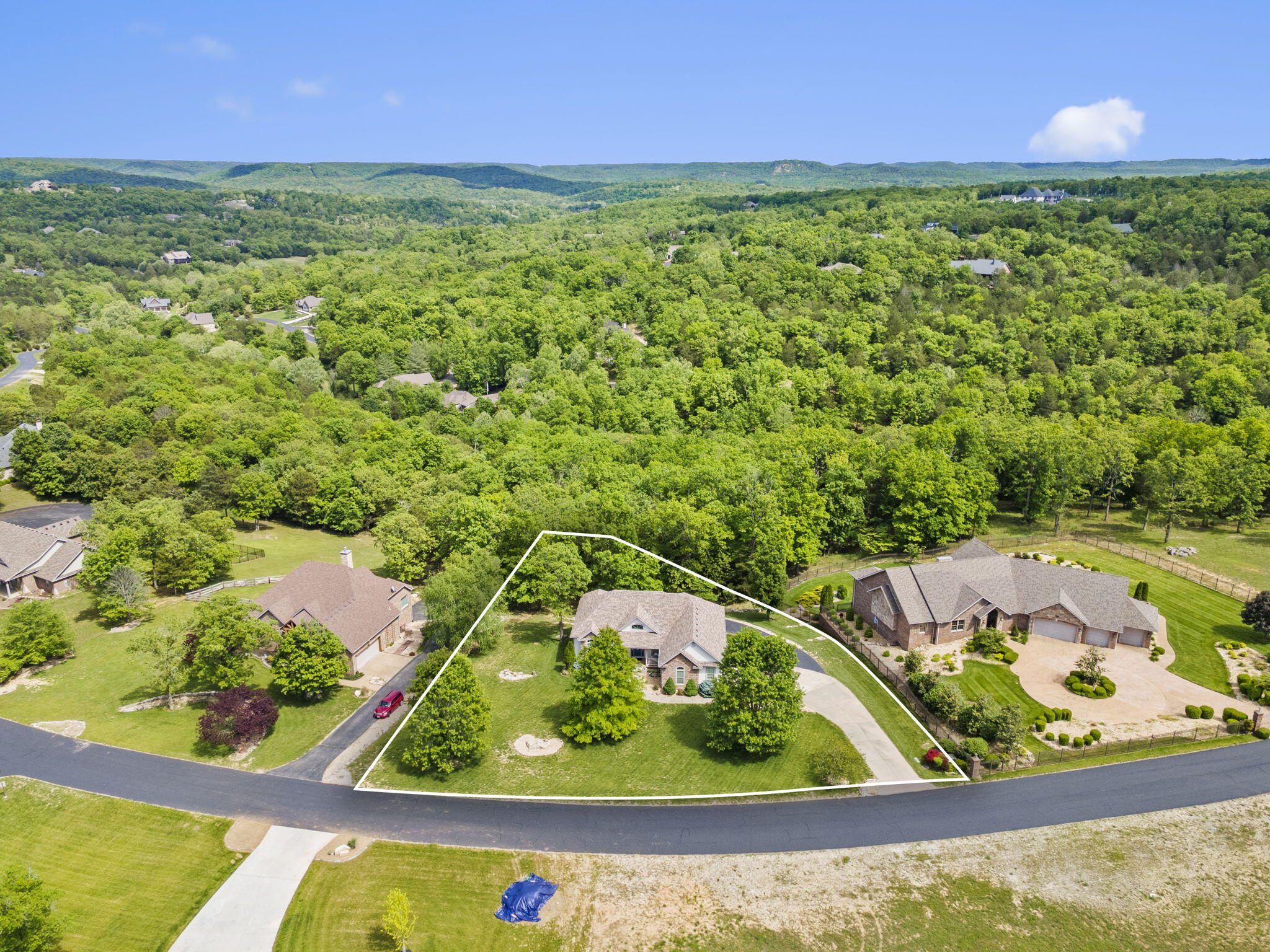 122 Arabian Way Property Photo 48