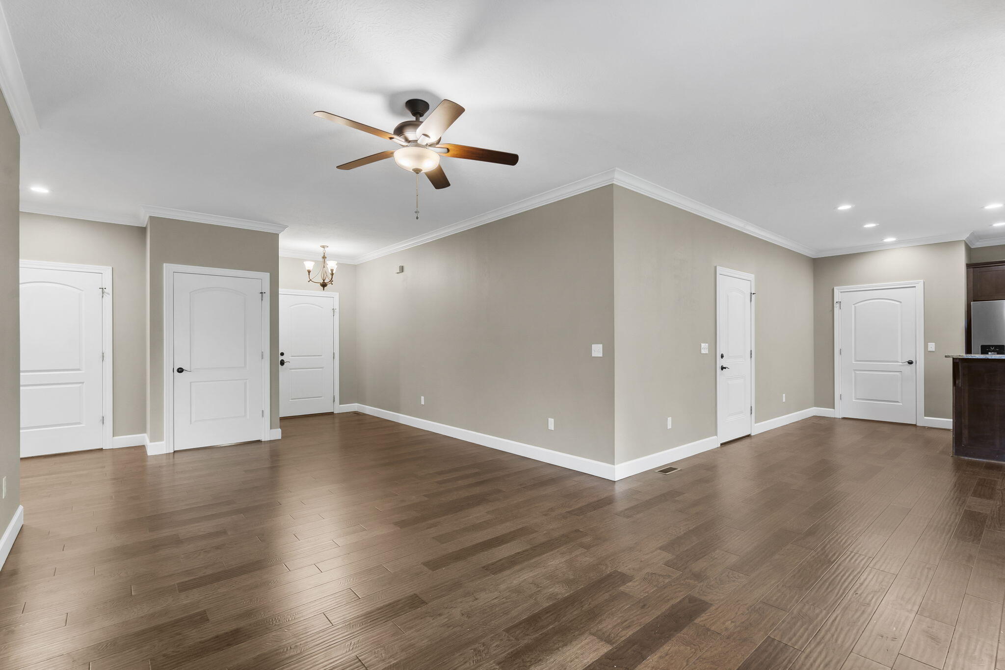 311 Stillwood Drive Property Photo 4