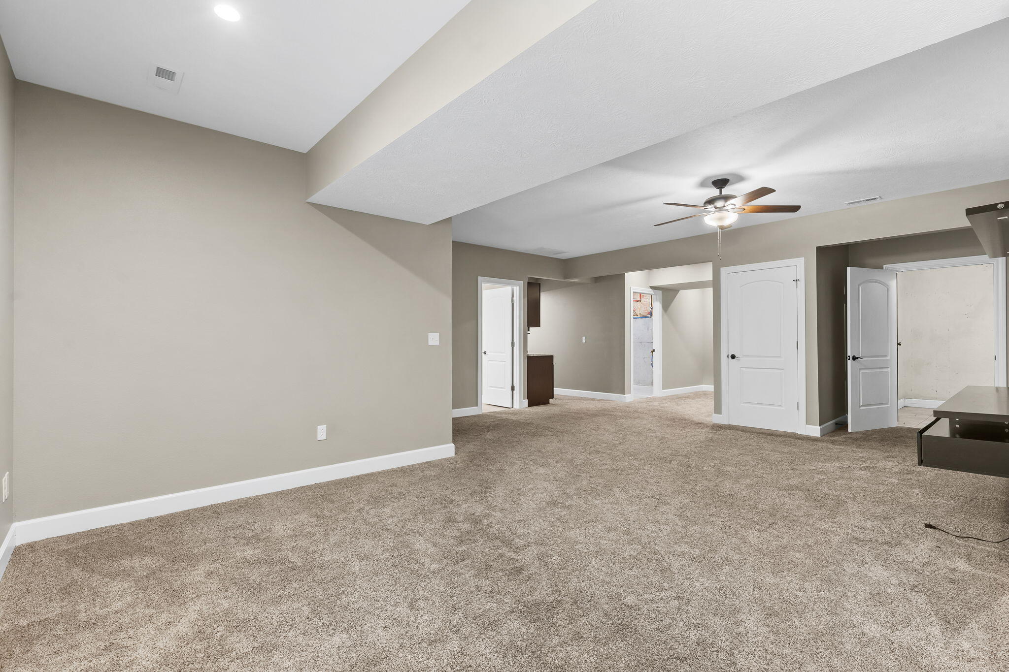 311 Stillwood Drive Property Photo 21