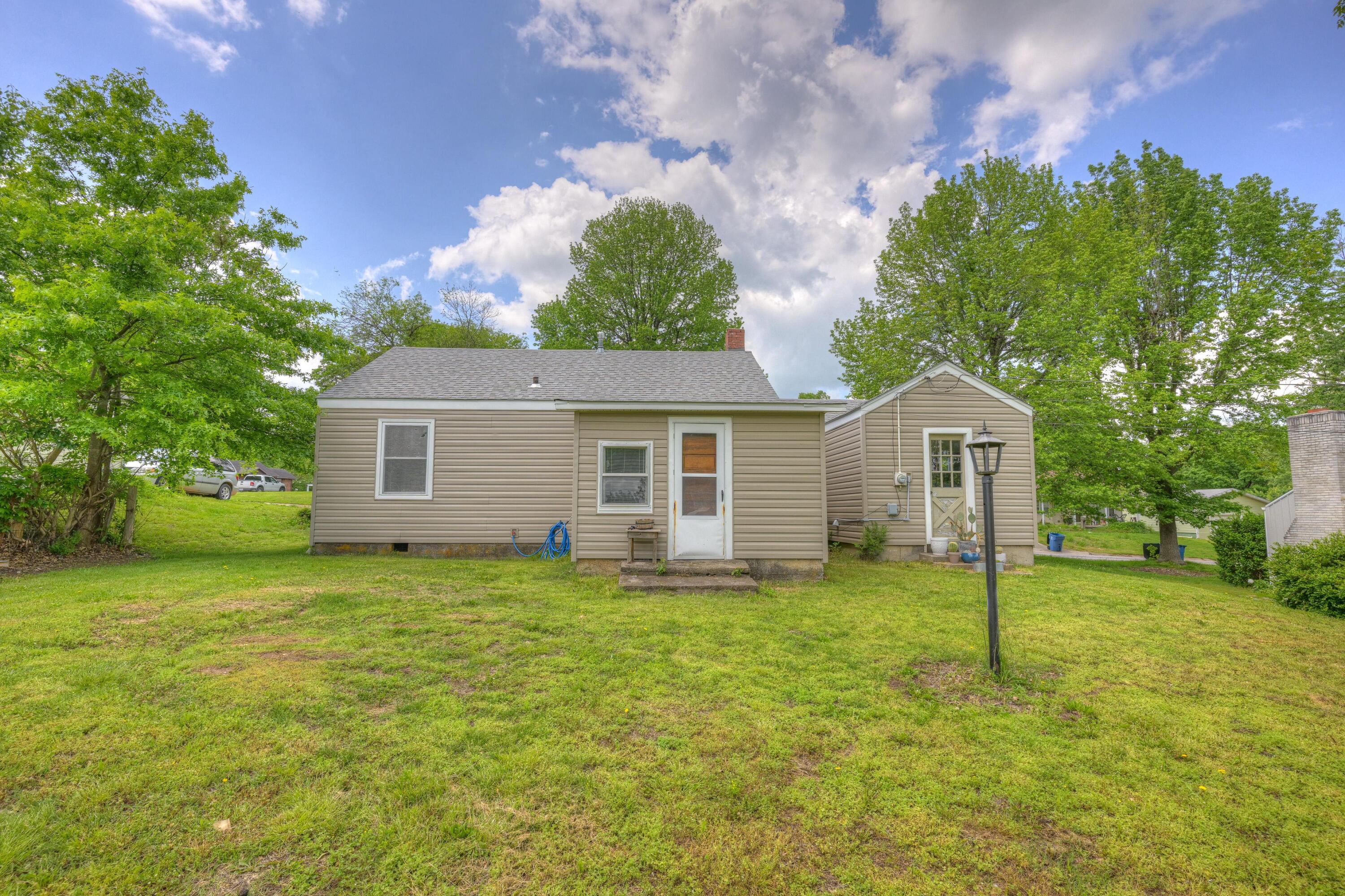 817 Kentland Drive Property Photo 18