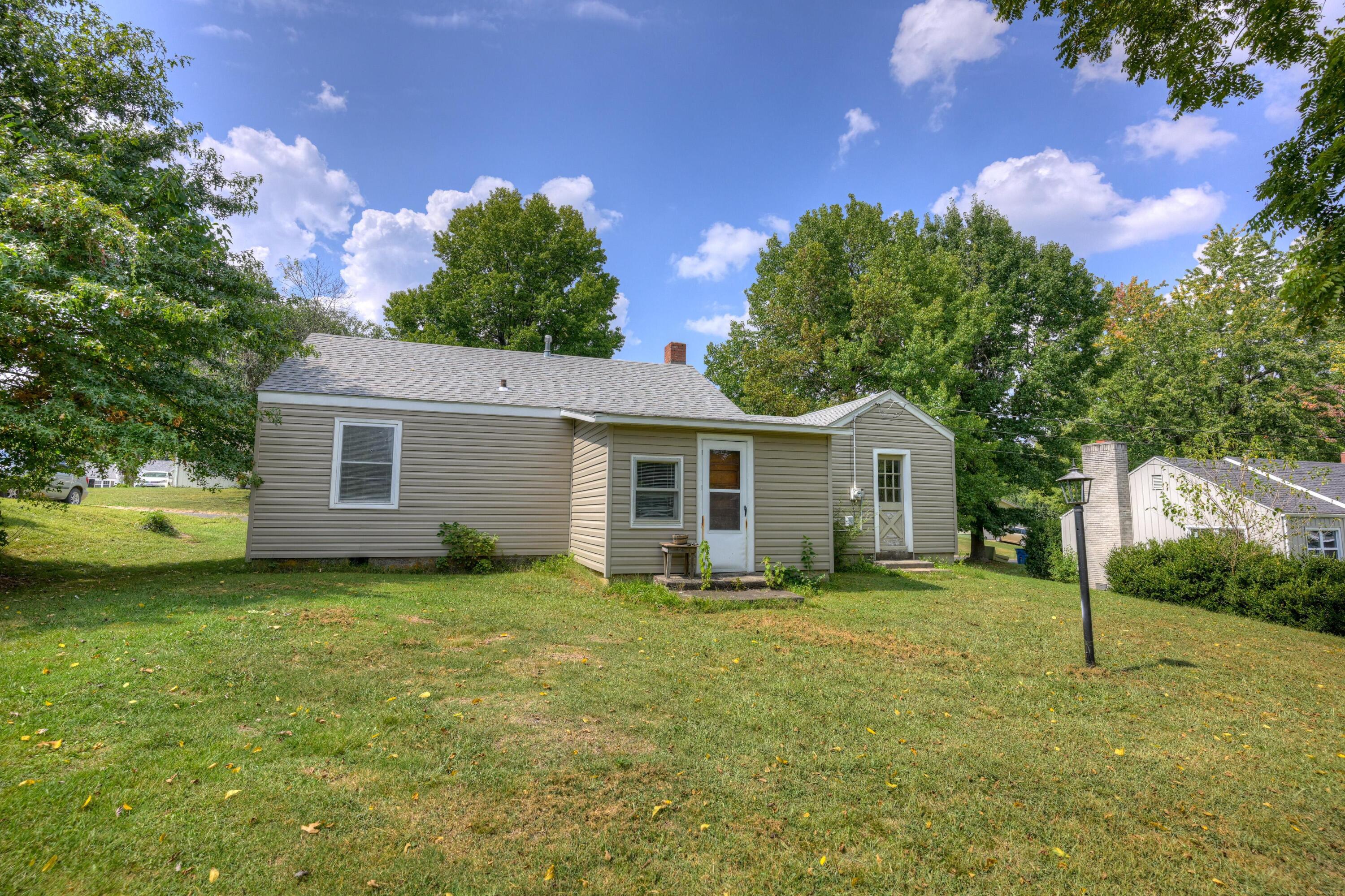 817 Kentland Drive Property Photo 23