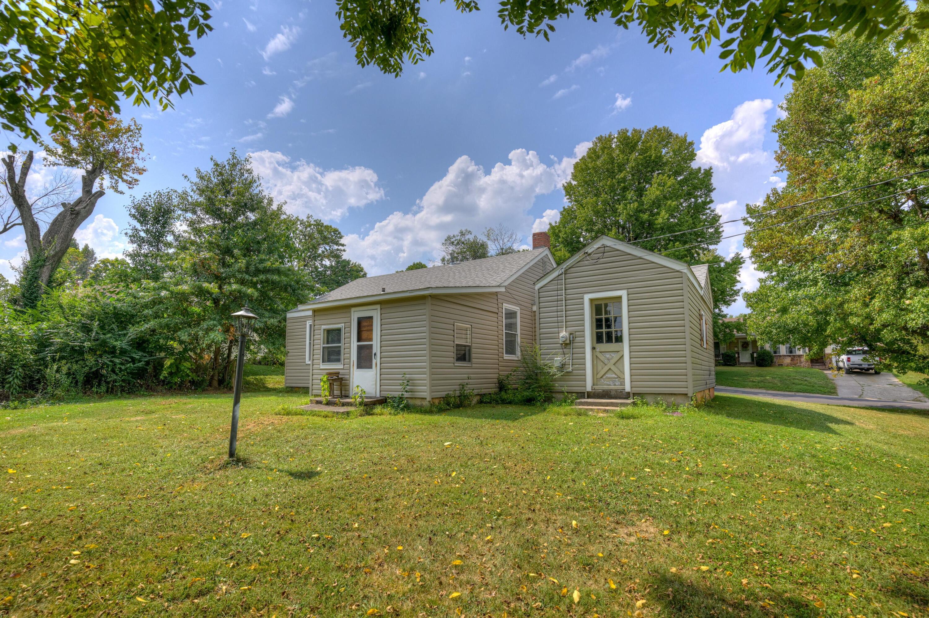 817 Kentland Drive Property Photo 24