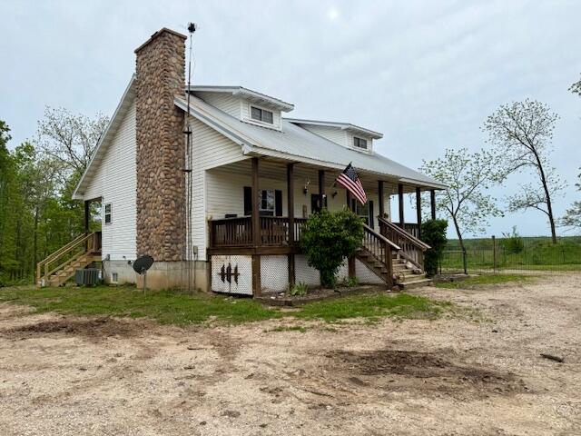 9386 County Road 2660 Property Photo 2