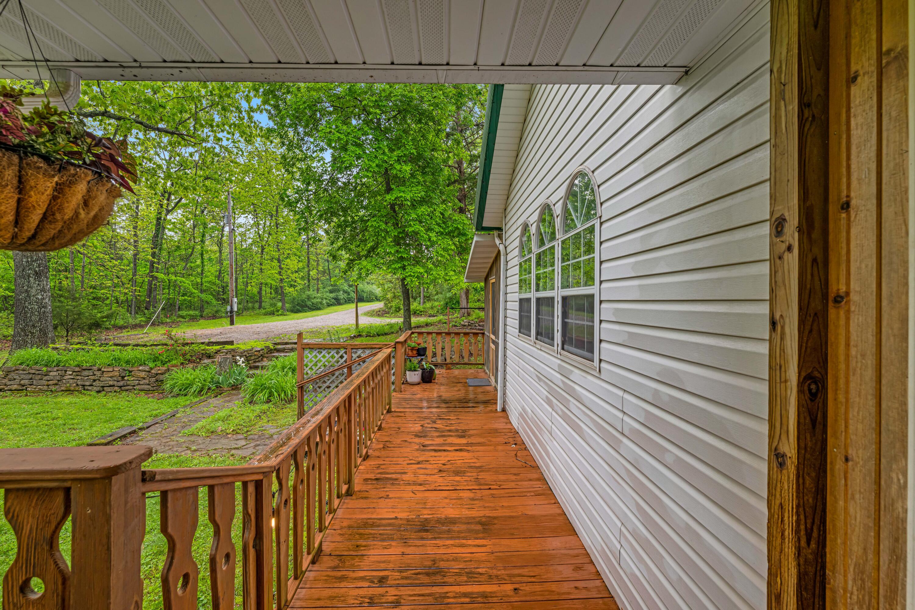 9616 County Road 6310 Property Photo 45