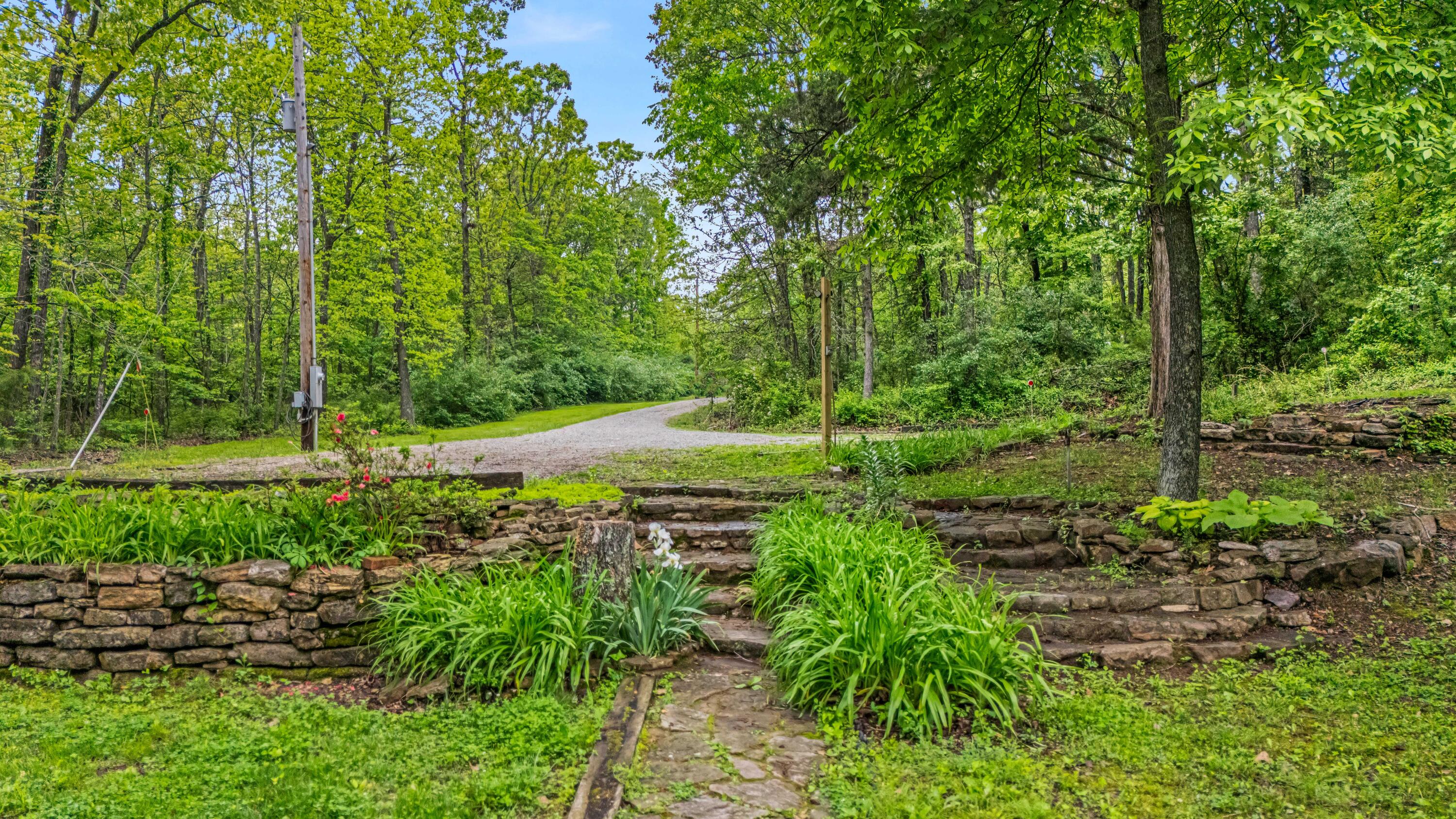 9616 County Road 6310 Property Photo 49