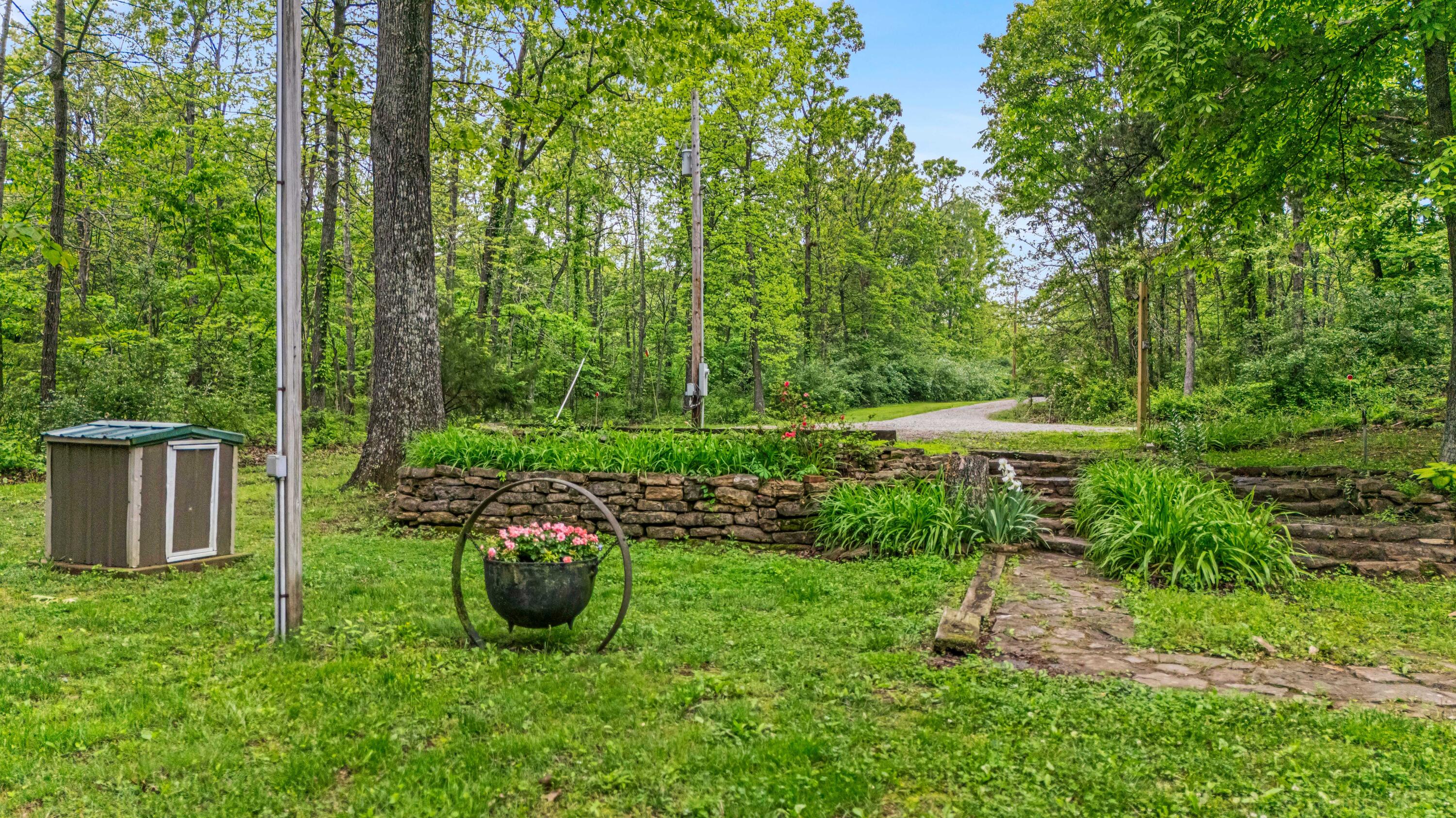 9616 County Road 6310 Property Photo 50