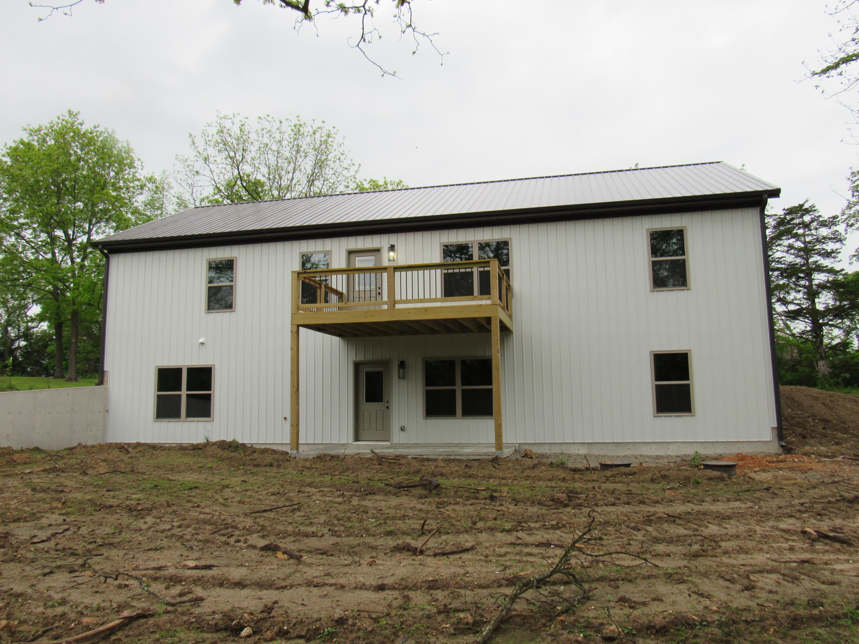 748 Birdsong Lane Property Photo 6