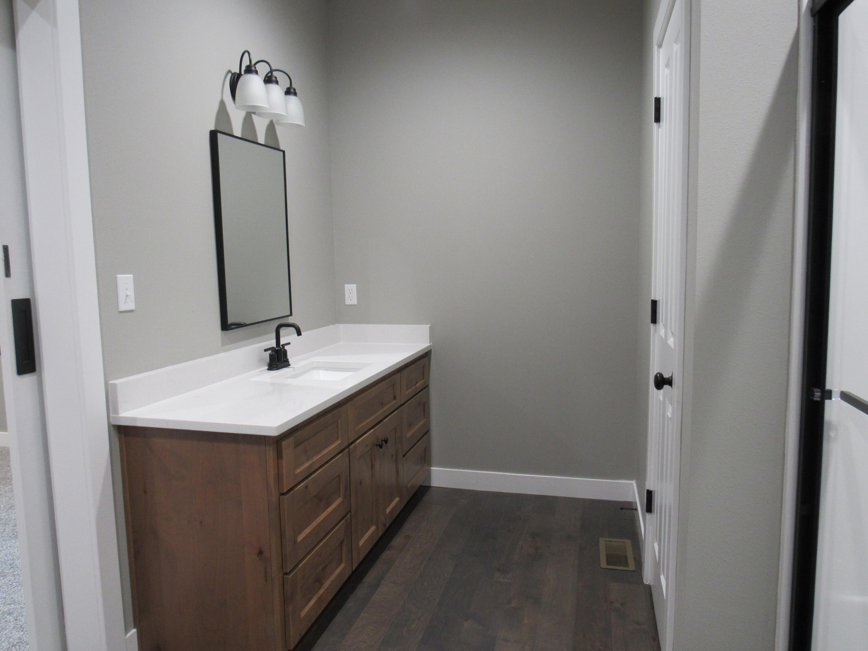 748 Birdsong Lane Property Photo 26