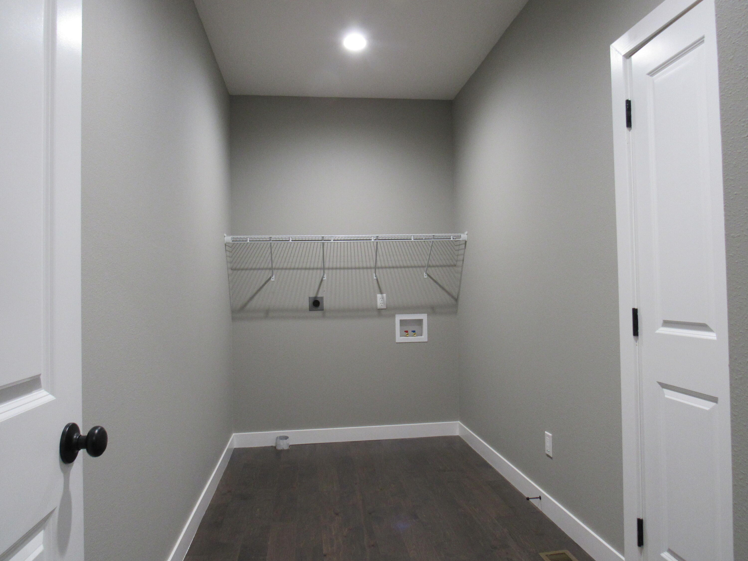 748 Birdsong Lane Property Photo 32
