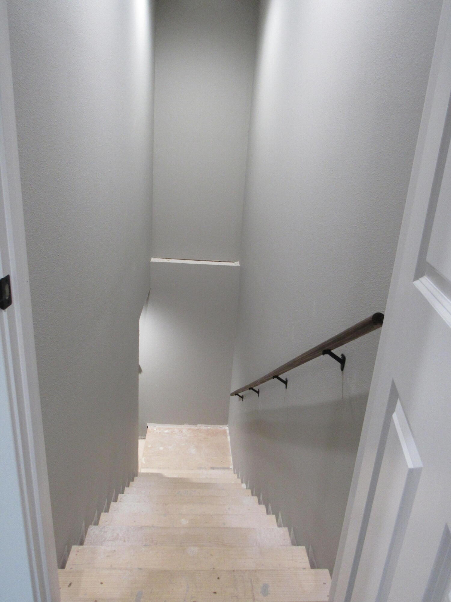 748 Birdsong Lane Property Photo 33