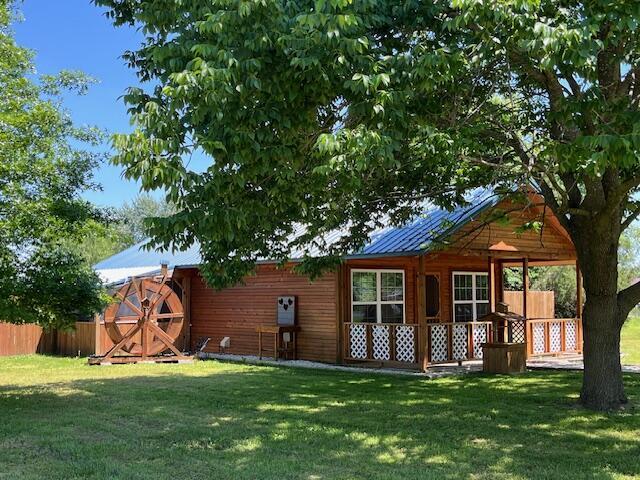 420 Maple Street Property Photo 2