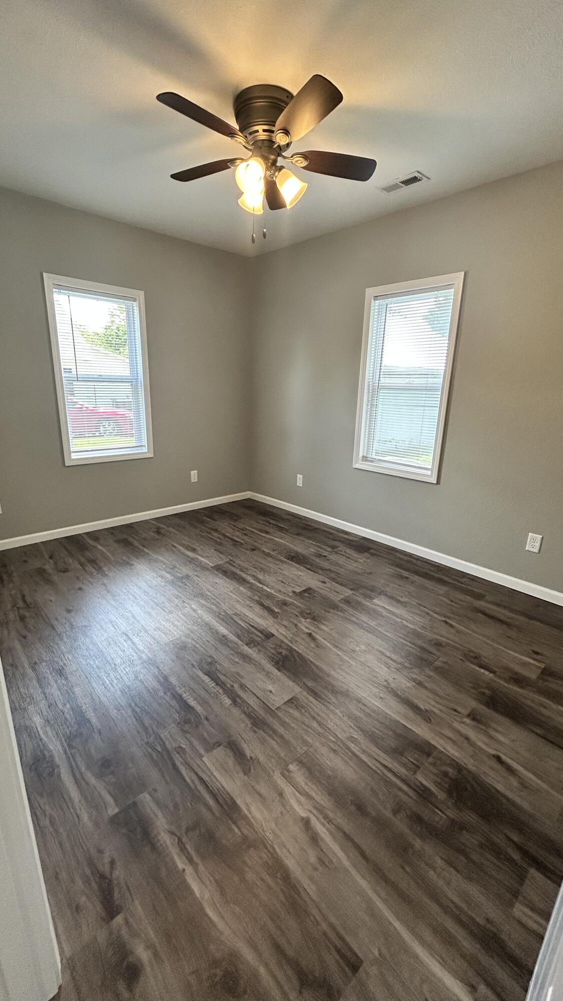 637 North Main Avenue Property Photo 24