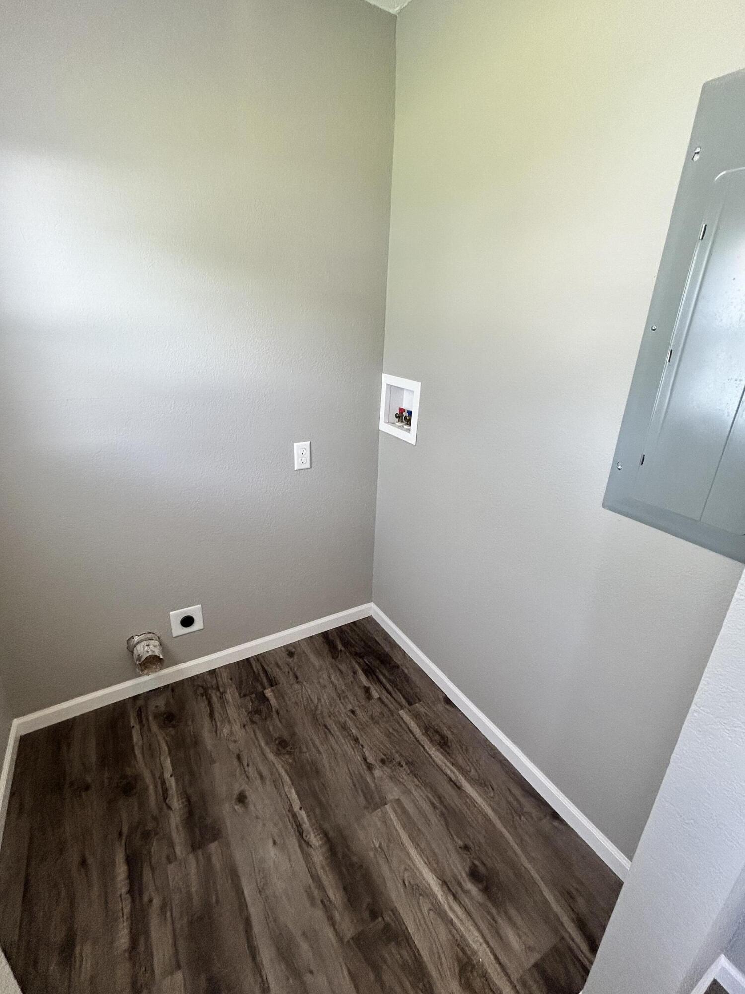 637 North Main Avenue Property Photo 26