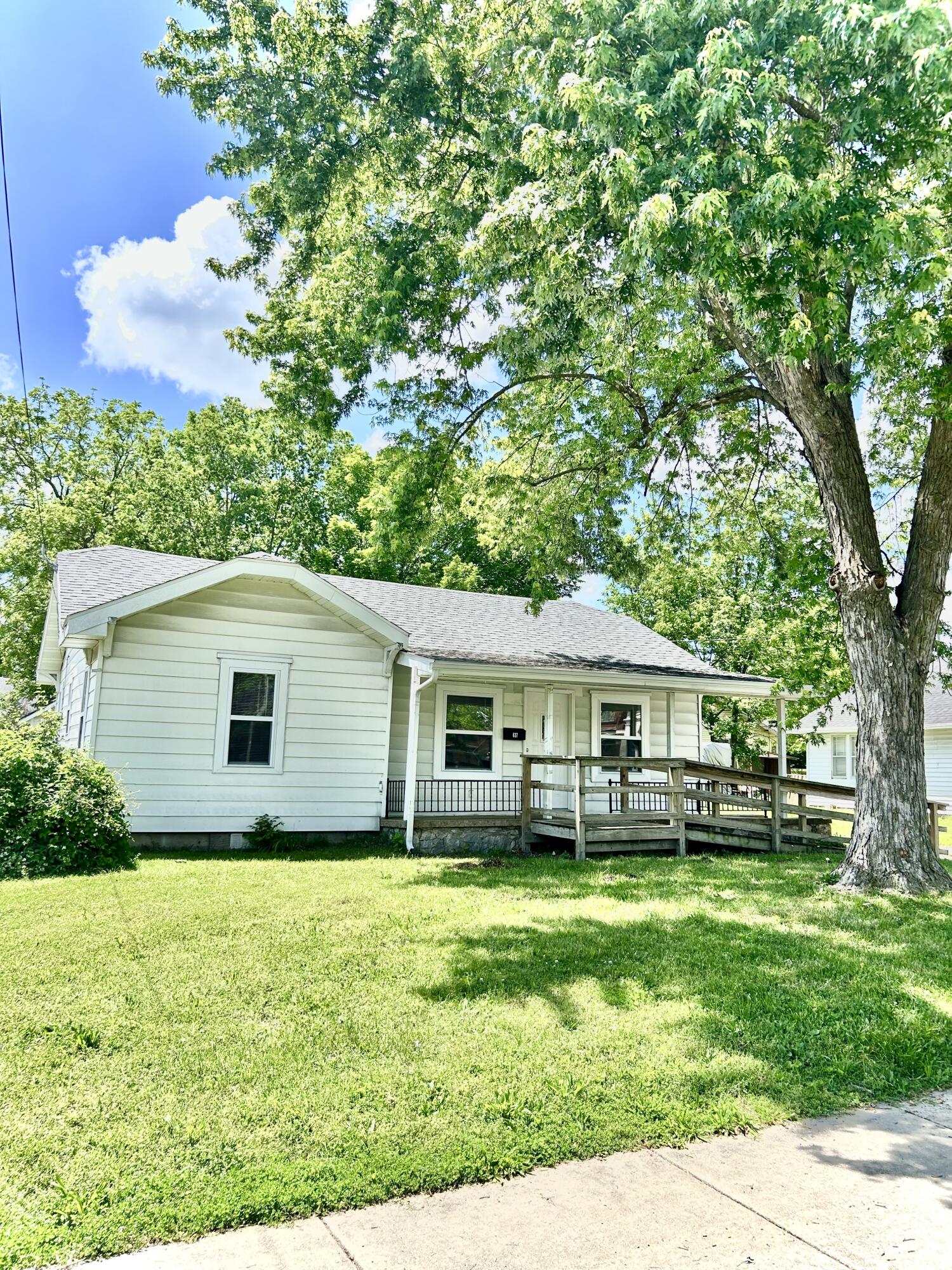 637 North Main Avenue Property Photo 39