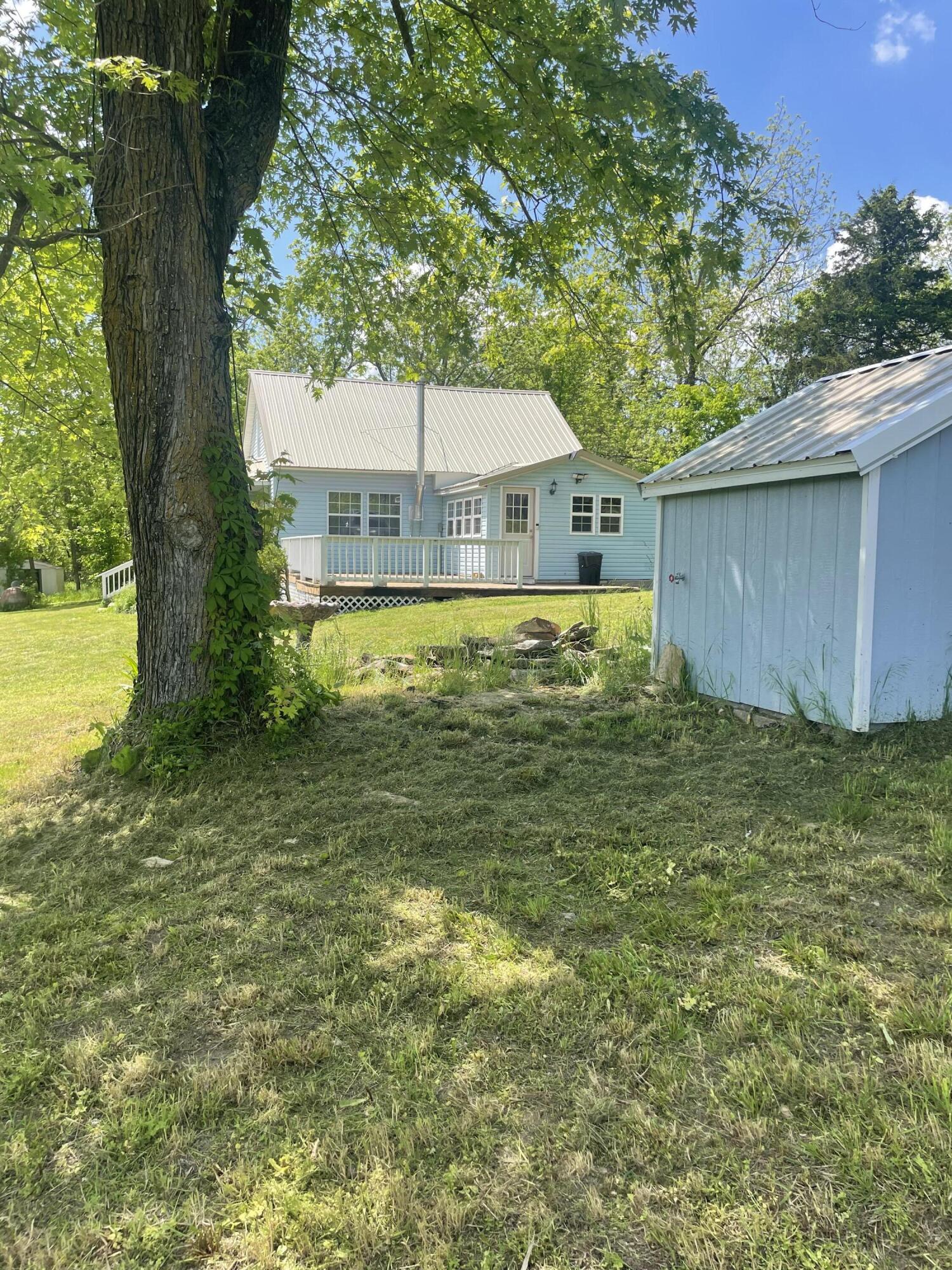 16090 Farm Road 2130 Property Photo 6