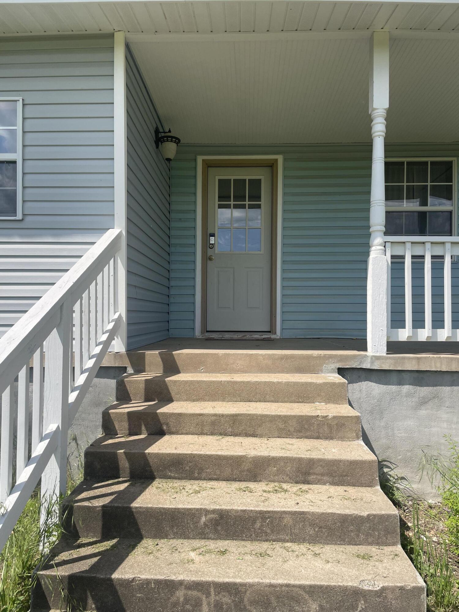 16090 Farm Road 2130 Property Photo 7
