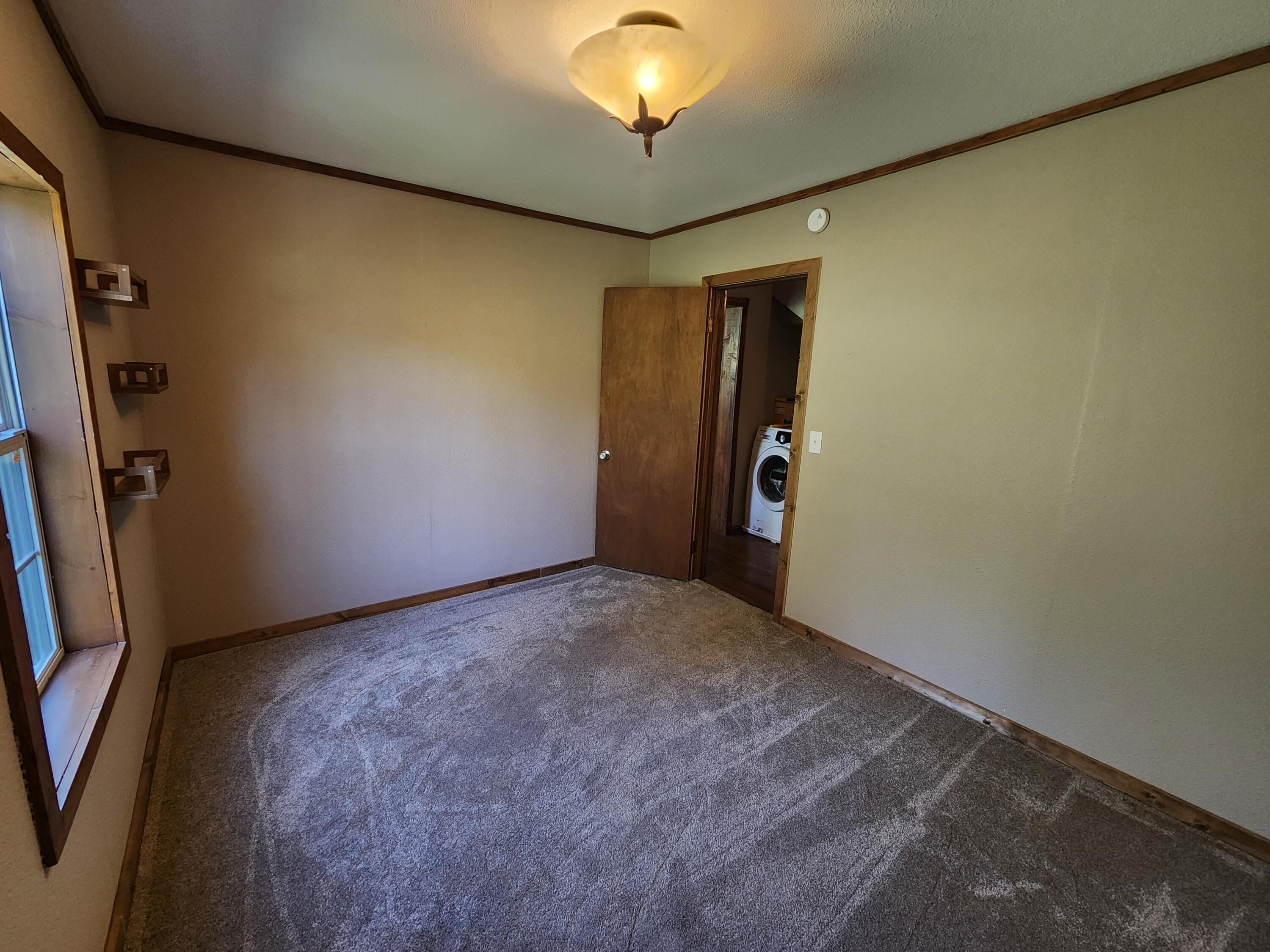16090 Farm Road 2130 Property Photo 16