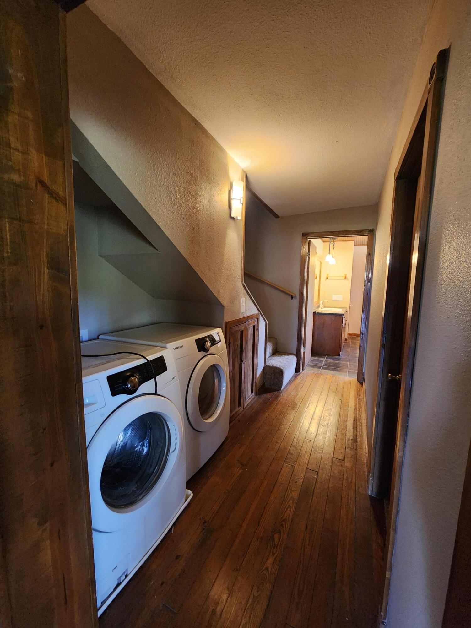 16090 Farm Road 2130 Property Photo 24