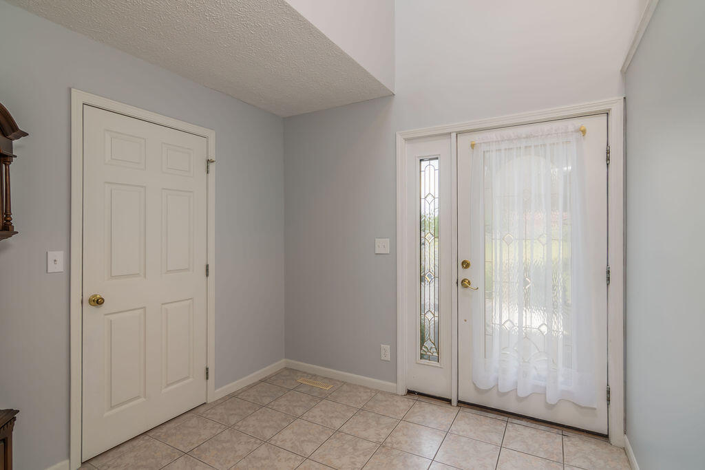 78 Elm Point Lane Property Photo 16