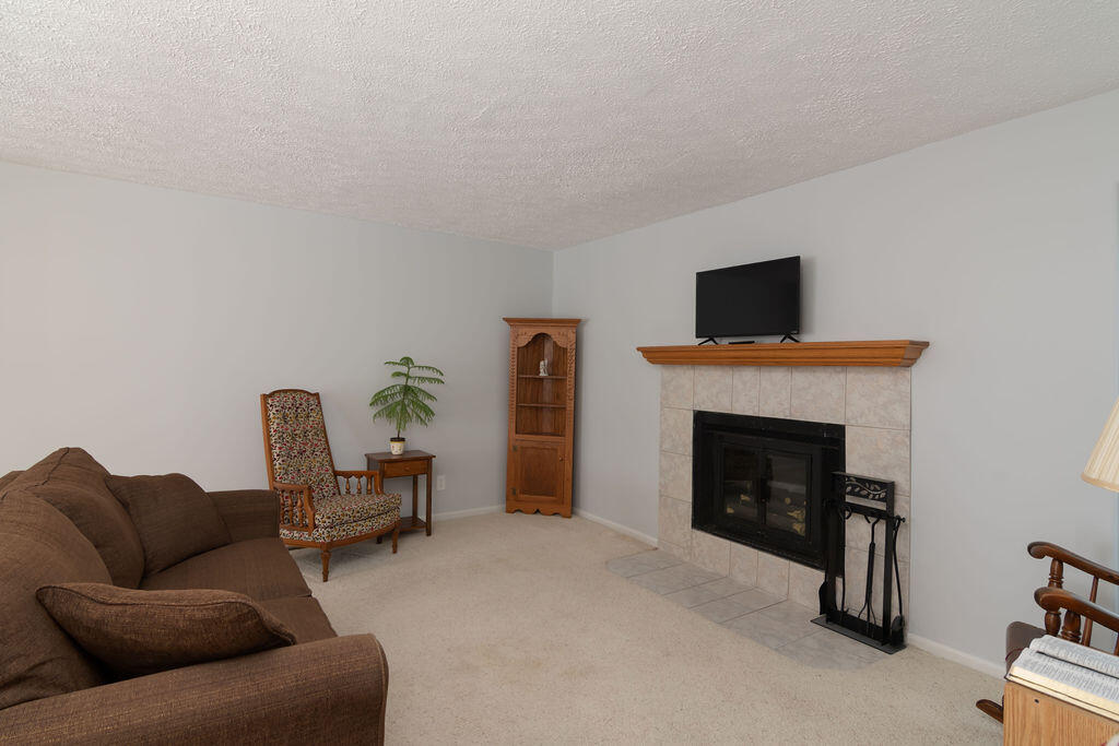 78 Elm Point Lane Property Photo 17