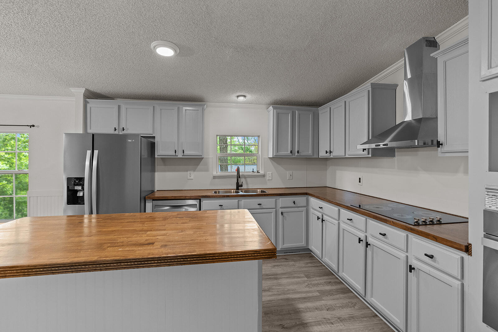 313 Laurel Street Property Photo 12