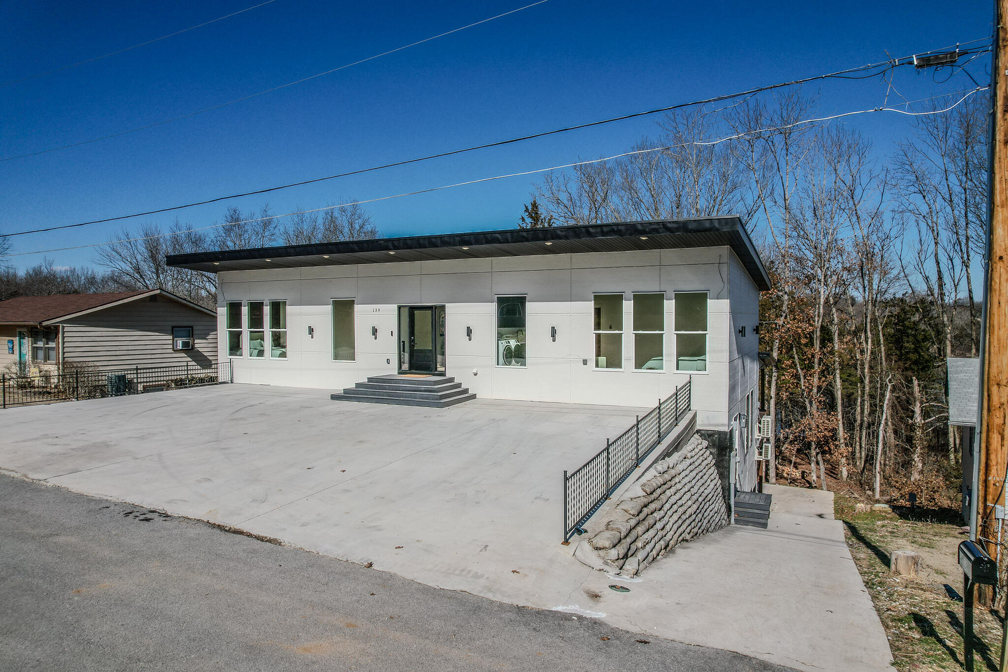 139 Cherokee Drive Property Photo 2