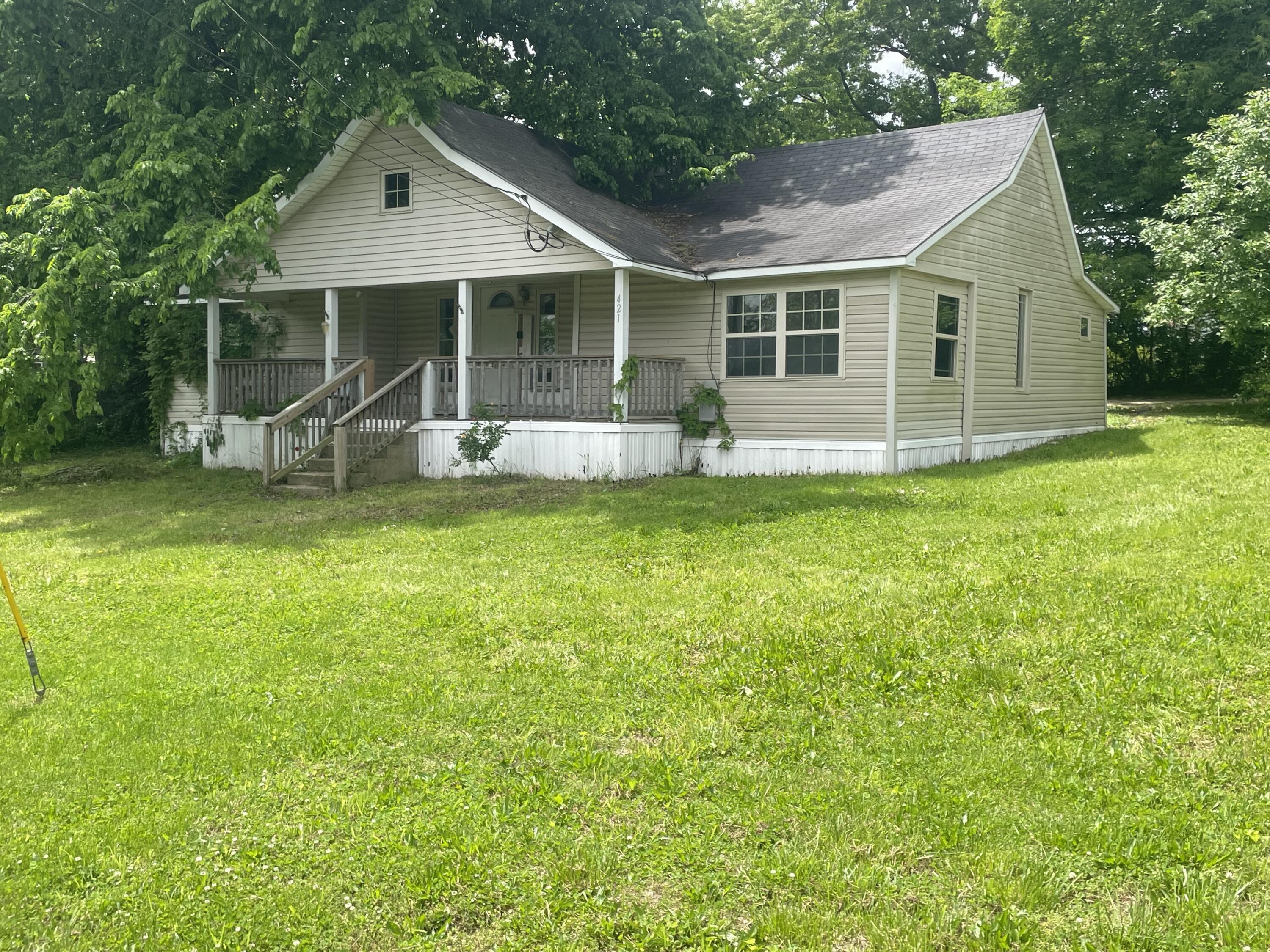 421 North Phelps Street Property Photo
