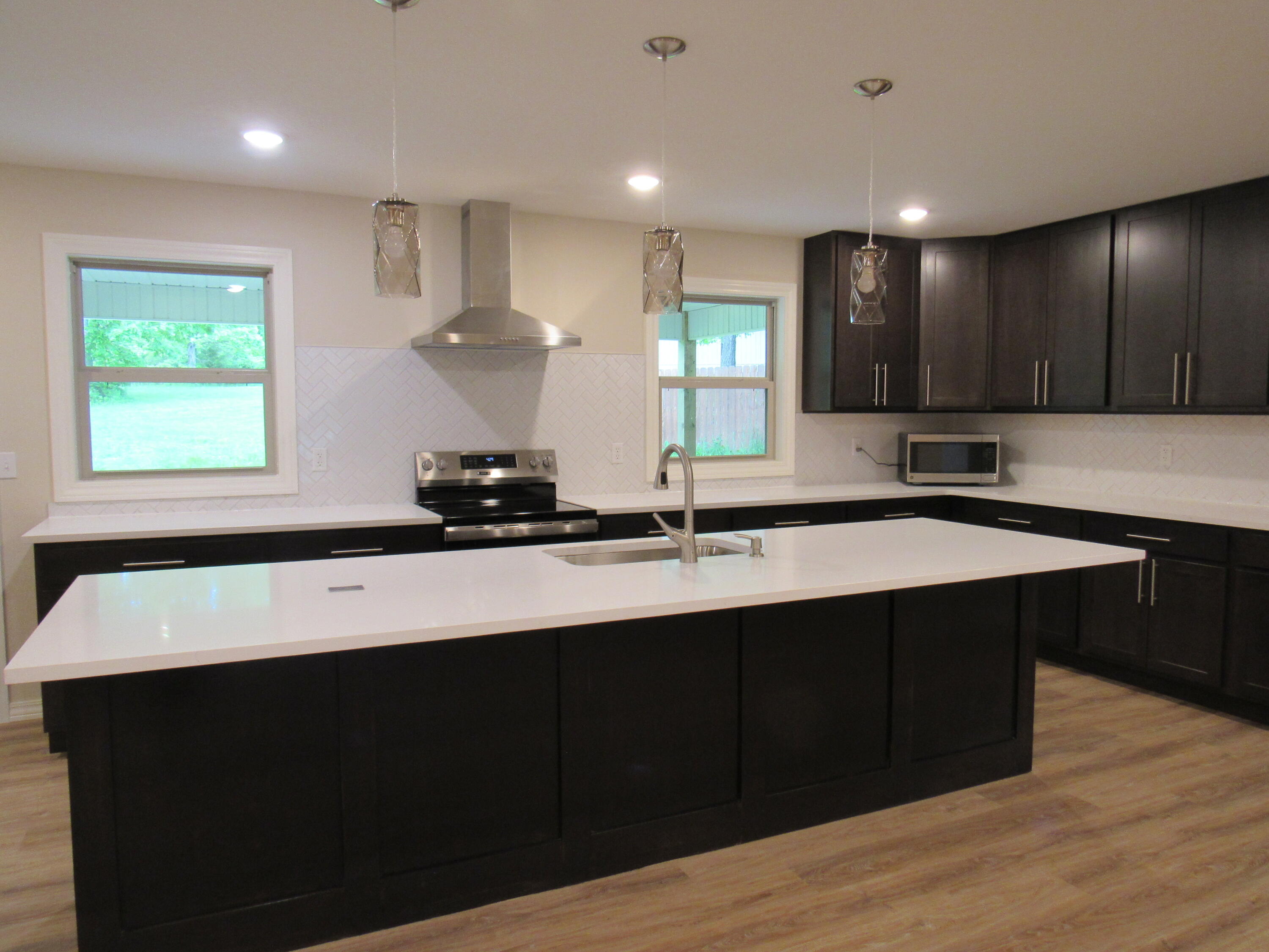 1560 Lacy Spring Drive Property Photo 10