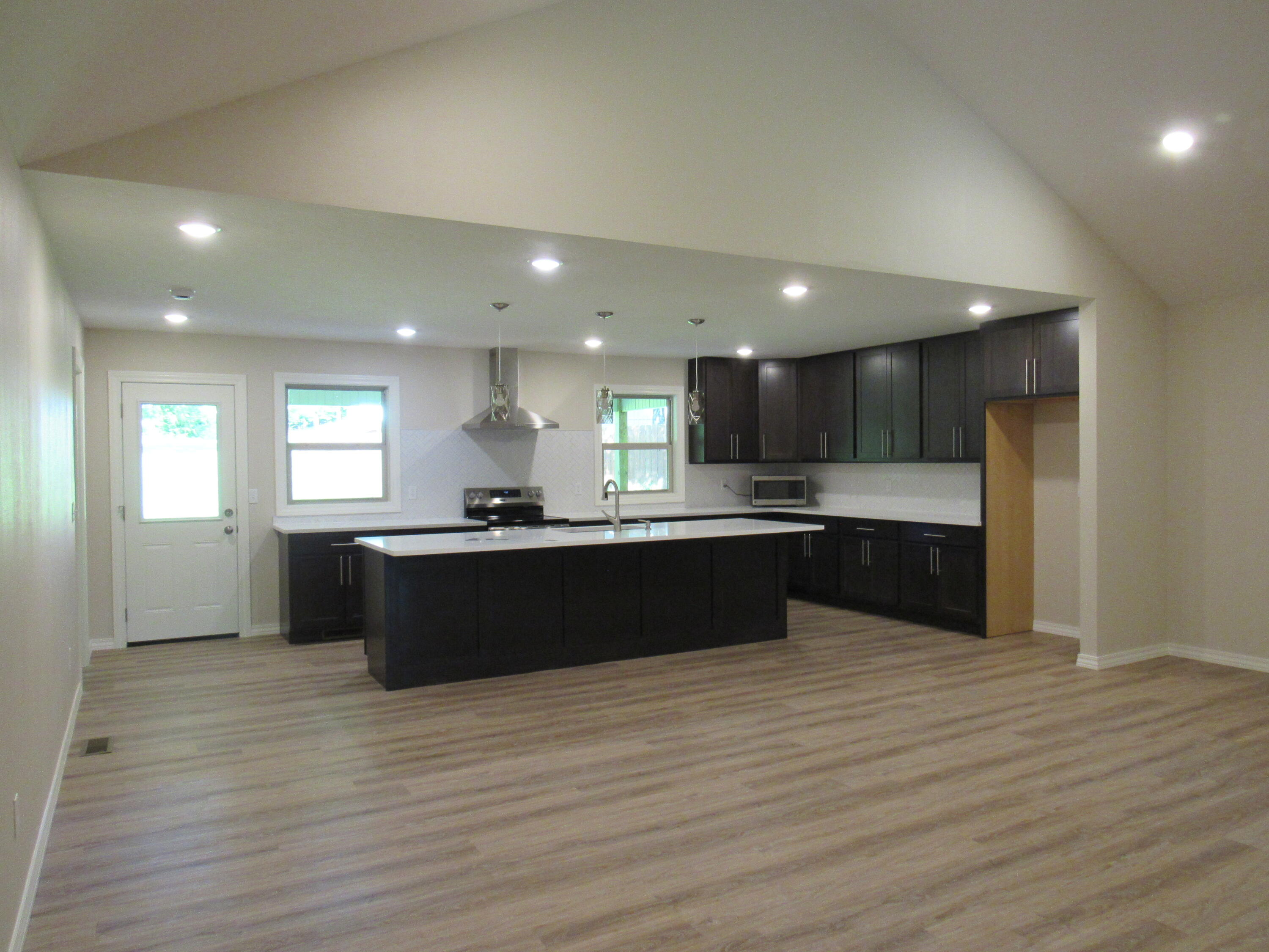 1560 Lacy Spring Drive Property Photo 17