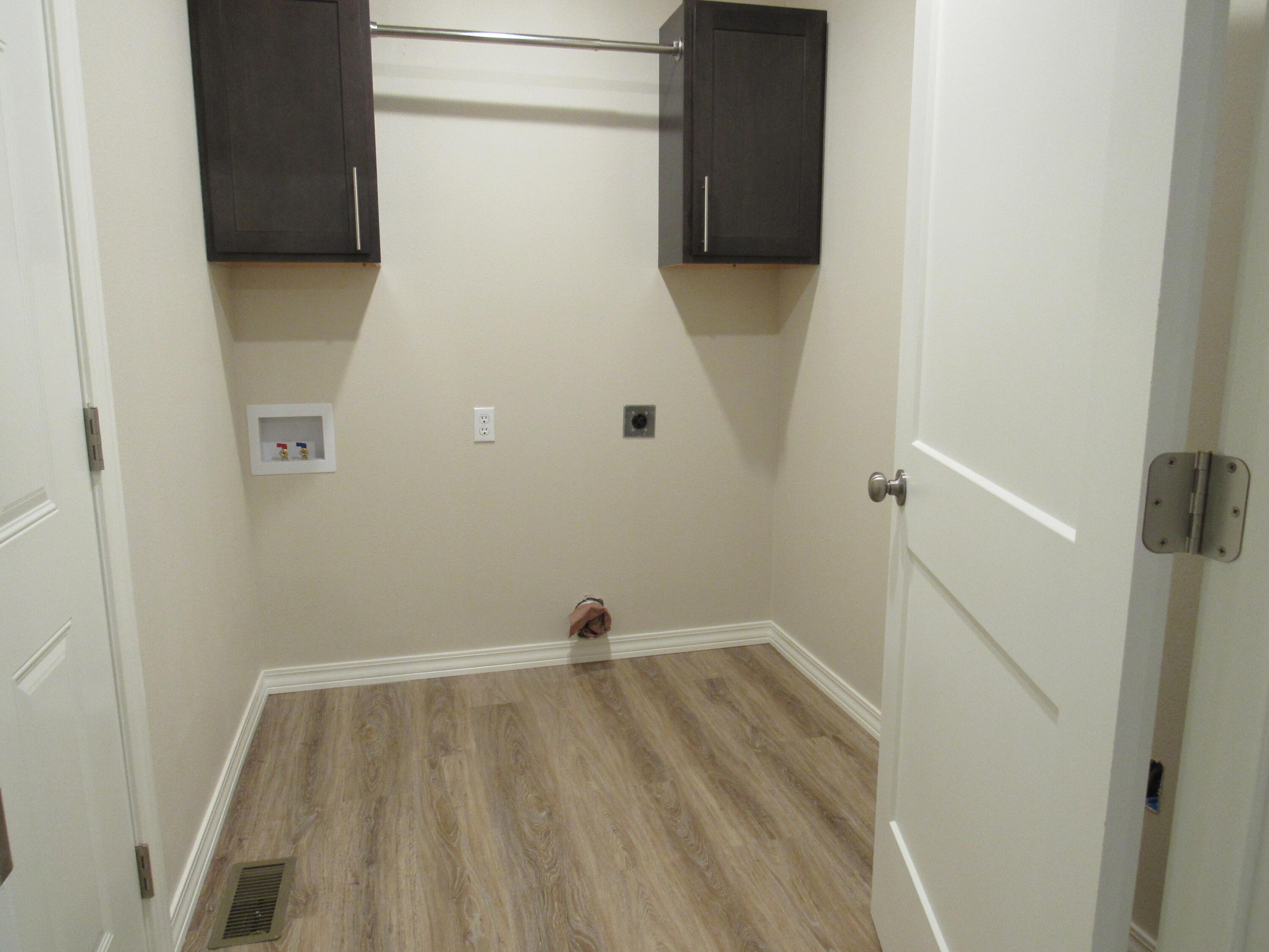 1560 Lacy Spring Drive Property Photo 25
