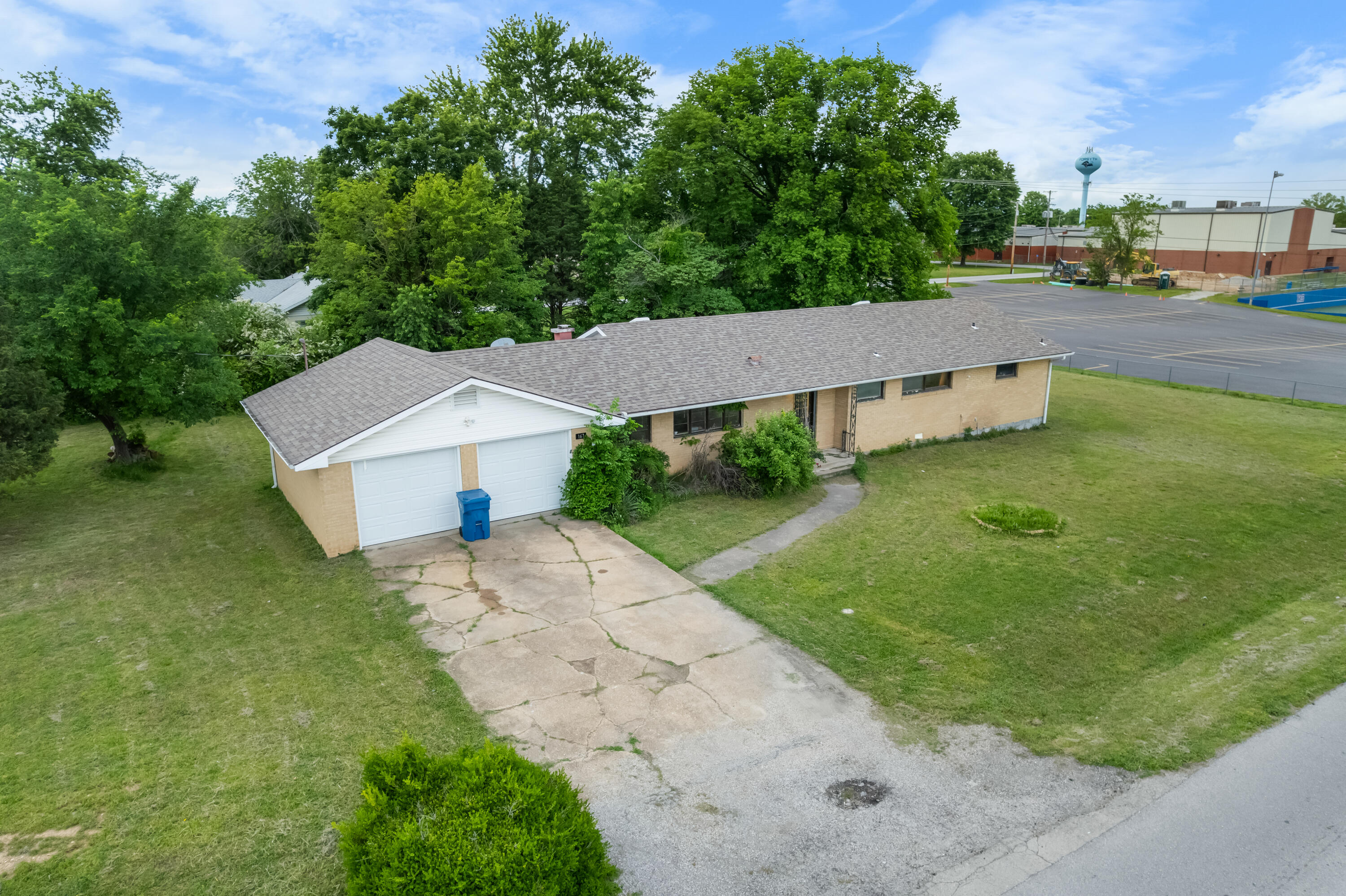 167 Coy Boulevard Property Photo 4