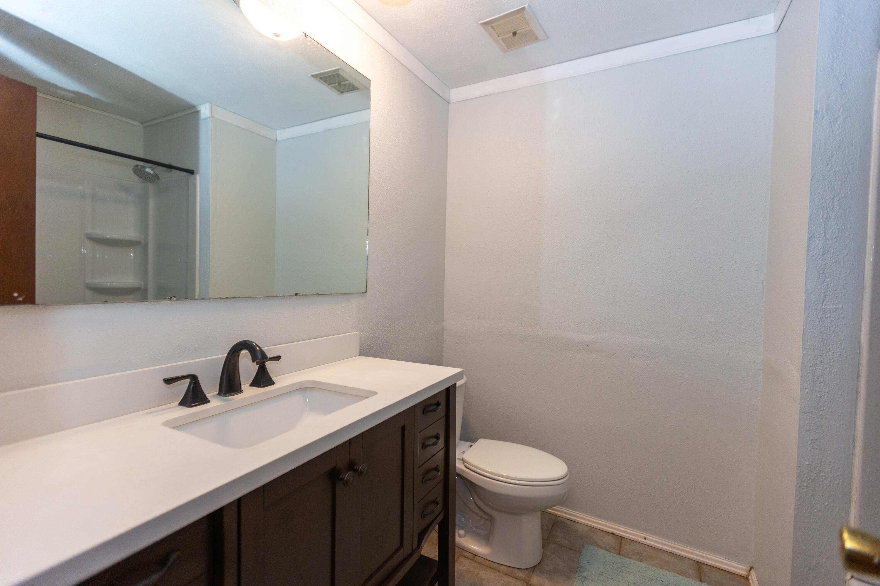 203 Ashley Street Property Photo 38