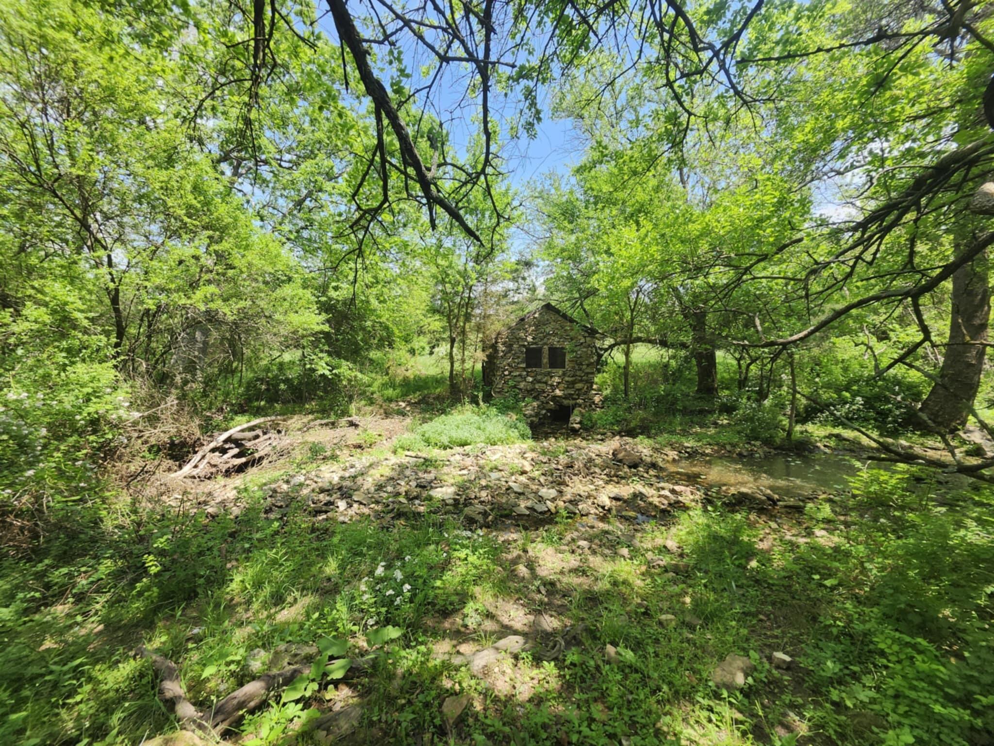 000 Wolfe Drive Property Photo