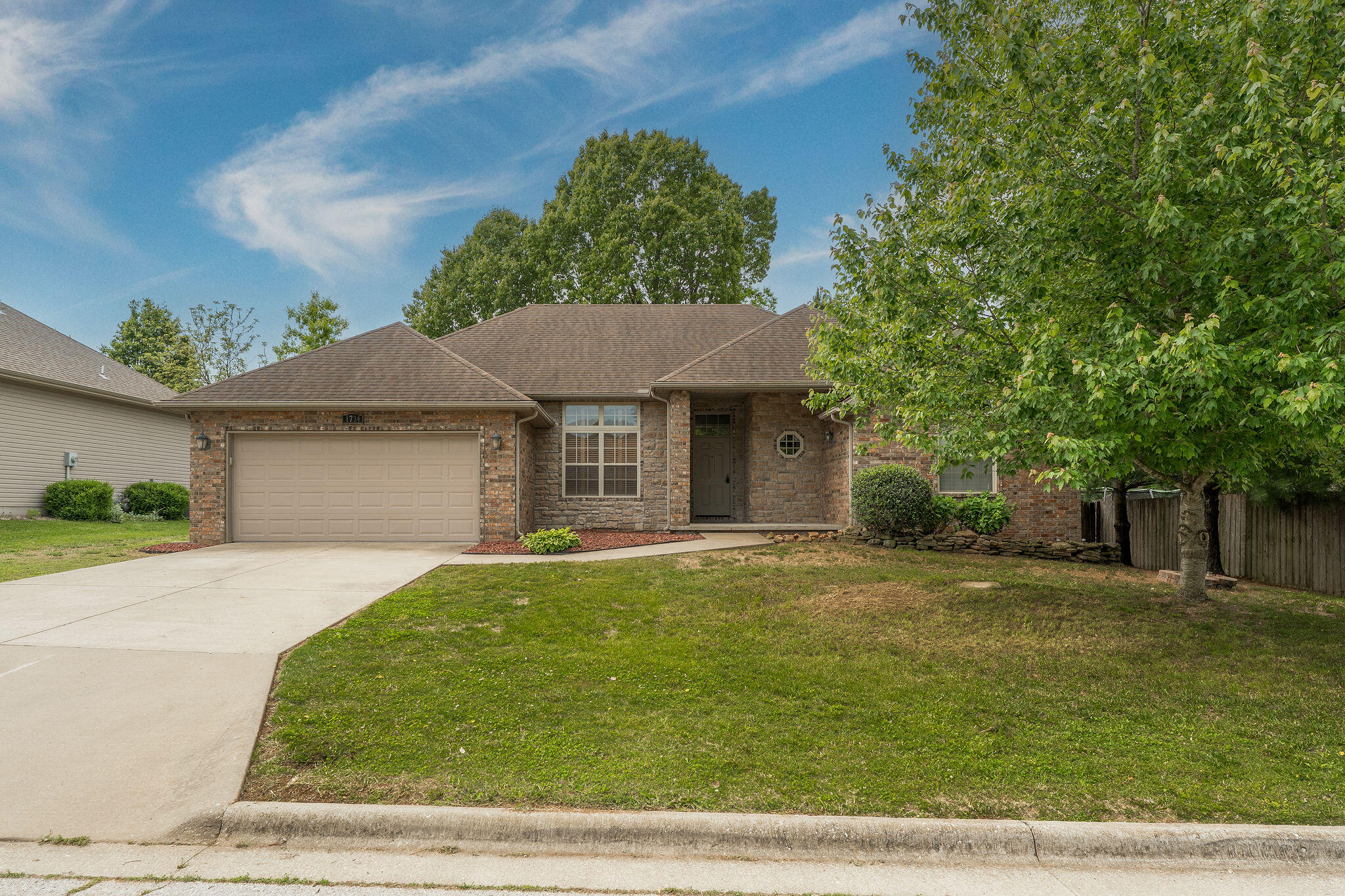 1734 Timber Lane Property Photo 2