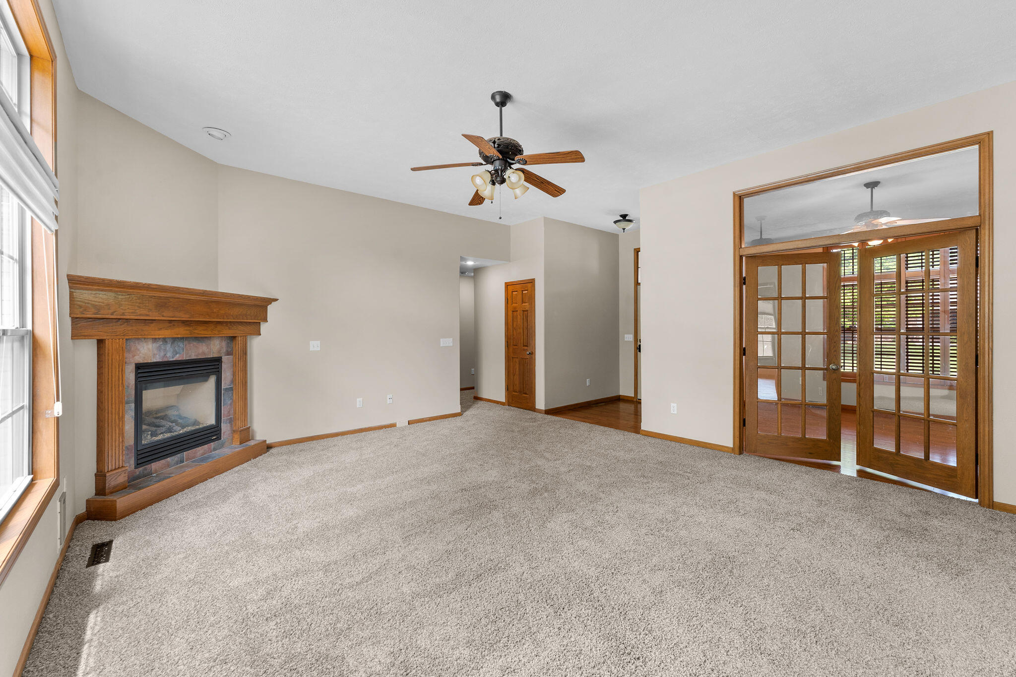 1734 Timber Lane Property Photo 5
