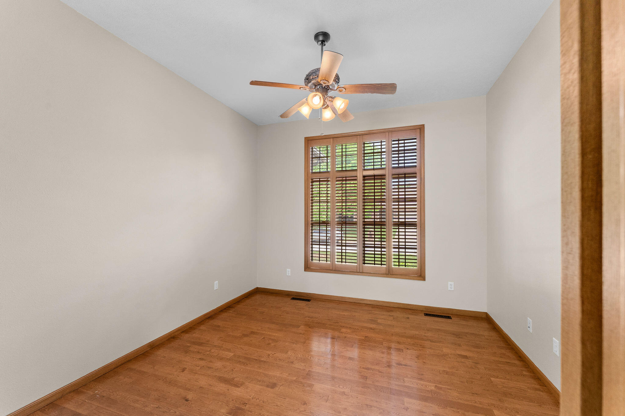 1734 Timber Lane Property Photo 9