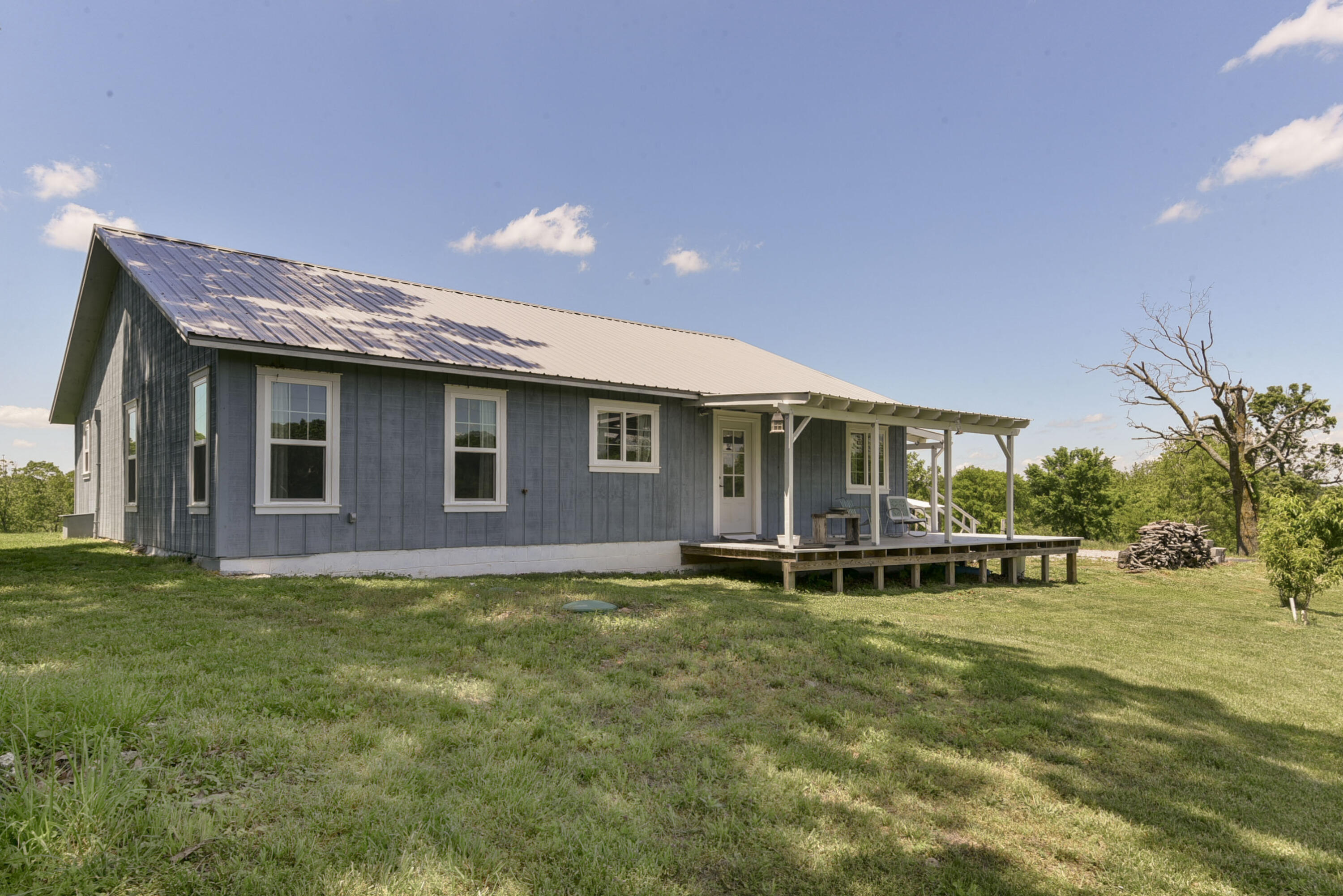 12030 Farm Road 1100 Property Photo 2