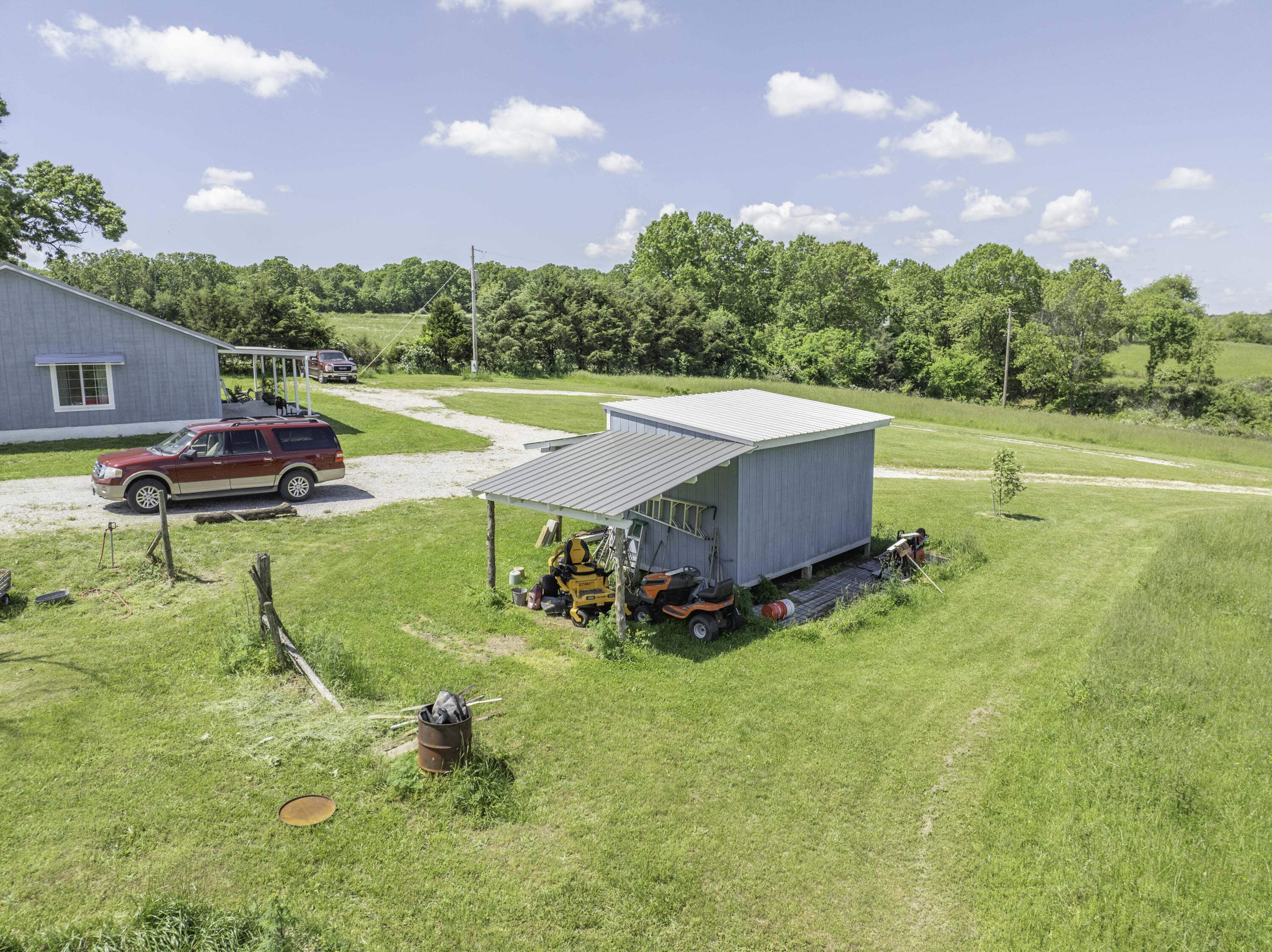 12030 Farm Road 1100 Property Photo 43