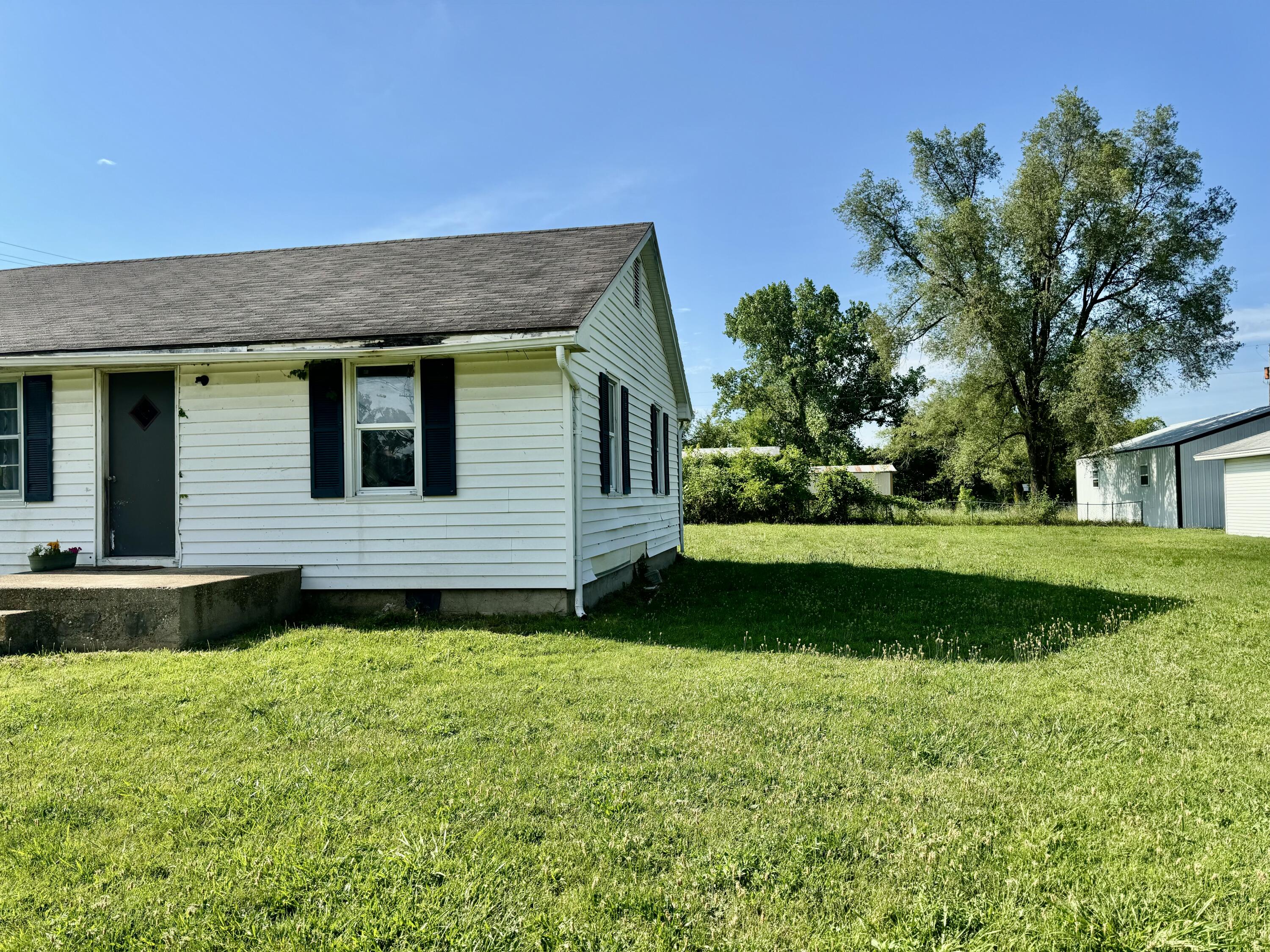 12824 Main Street Property Photo 4